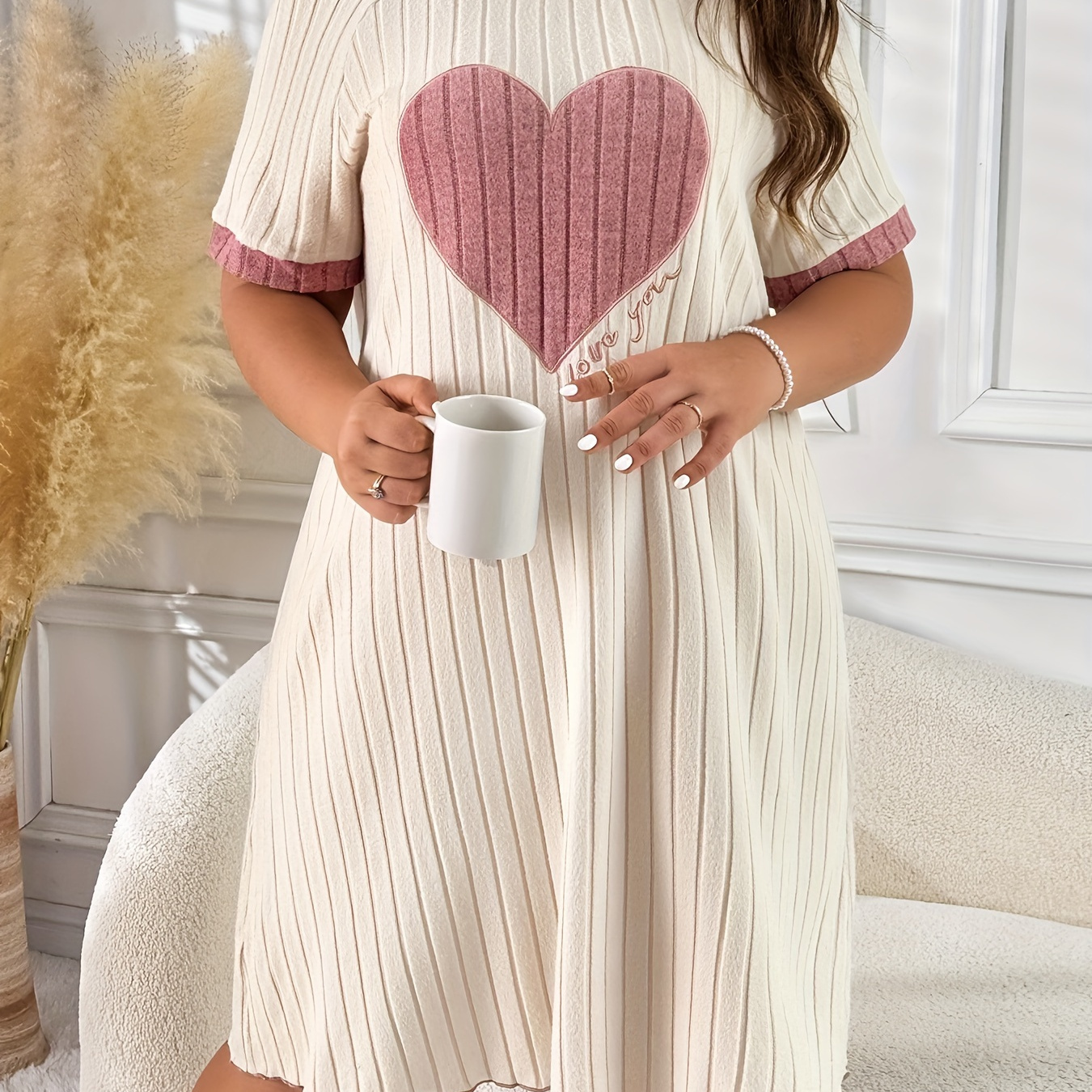 

Plus Size Women' Dress - Cozy Ribbed Knit With Heart & Letter Embroidery, Short Sleeve, Round Neck Nightgown