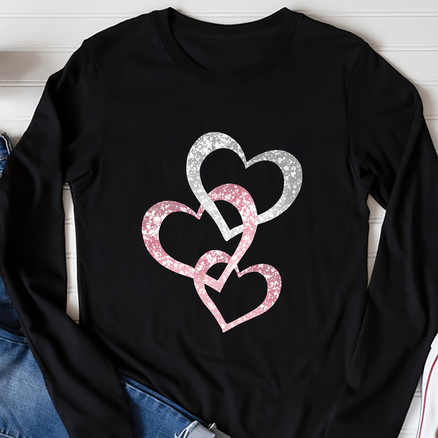 

Women's Casual Sport T-shirt, Round Neck, Long Sleeve, Heart Print, Women's Spring And Autumn Wear