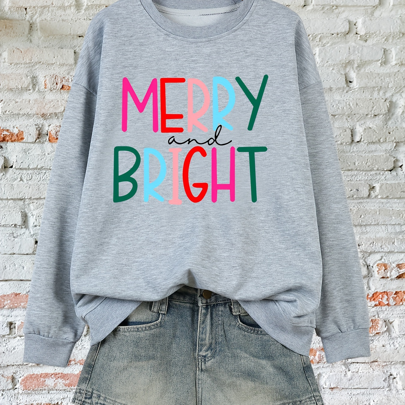 

Plus Size Merry And Bright Print Sweatshirt, Casual Long Sleeve Crew Neck Pullover Sweatshirt, Women's Plus Size Clothing