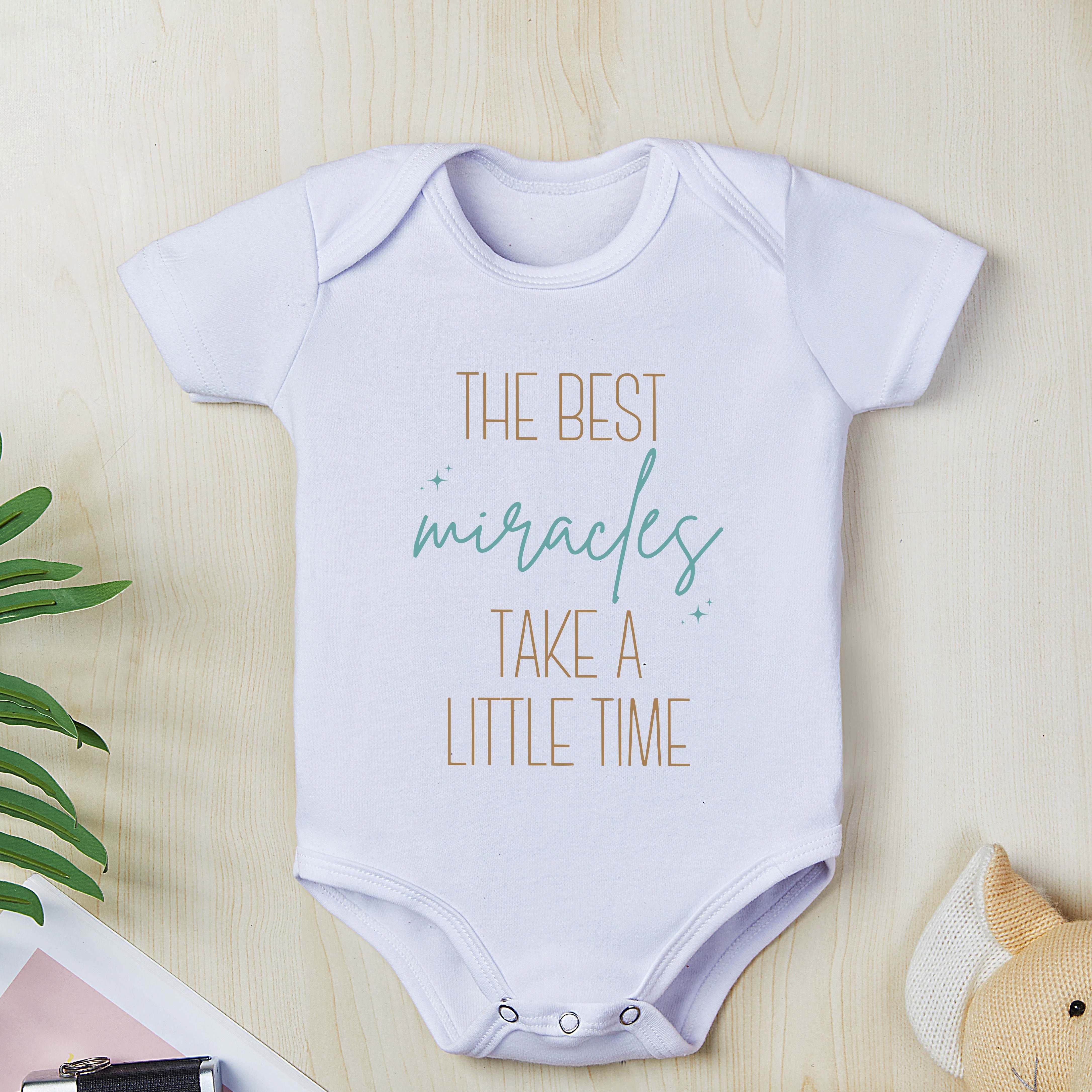 

Baby's "the Best Miracles Take A Little Time" Print Bodysuit, Casual Short Sleeve Romper, Toddler & Infant Boy's Clothing