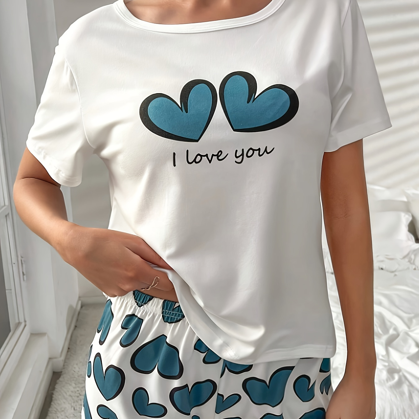 

Women's Heart & Slogan Print Casual Pajama Set, Short Sleeve Round Neck Top & Shorts, Comfortable Relaxed Fit