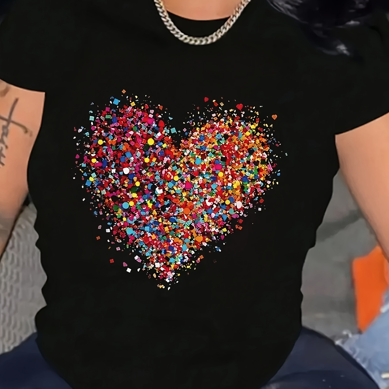 

Women's Heart Print T-shirt, Casual Crew Neck Short Sleeve Top, 95% Polyester 5% Spandex Jersey Knit Fabric, Fashion, 200gsm - Black