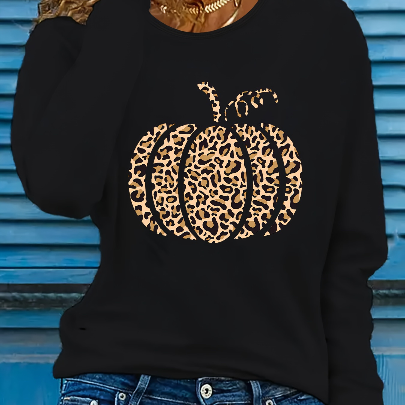 

Women's Casual Crew Neck Long Sleeve T-shirt With Leopard Print Pumpkin Design, 100% Polyester Knit Fabric, Fruit & Vegetable Pattern, Long Length Top For Fall/winter