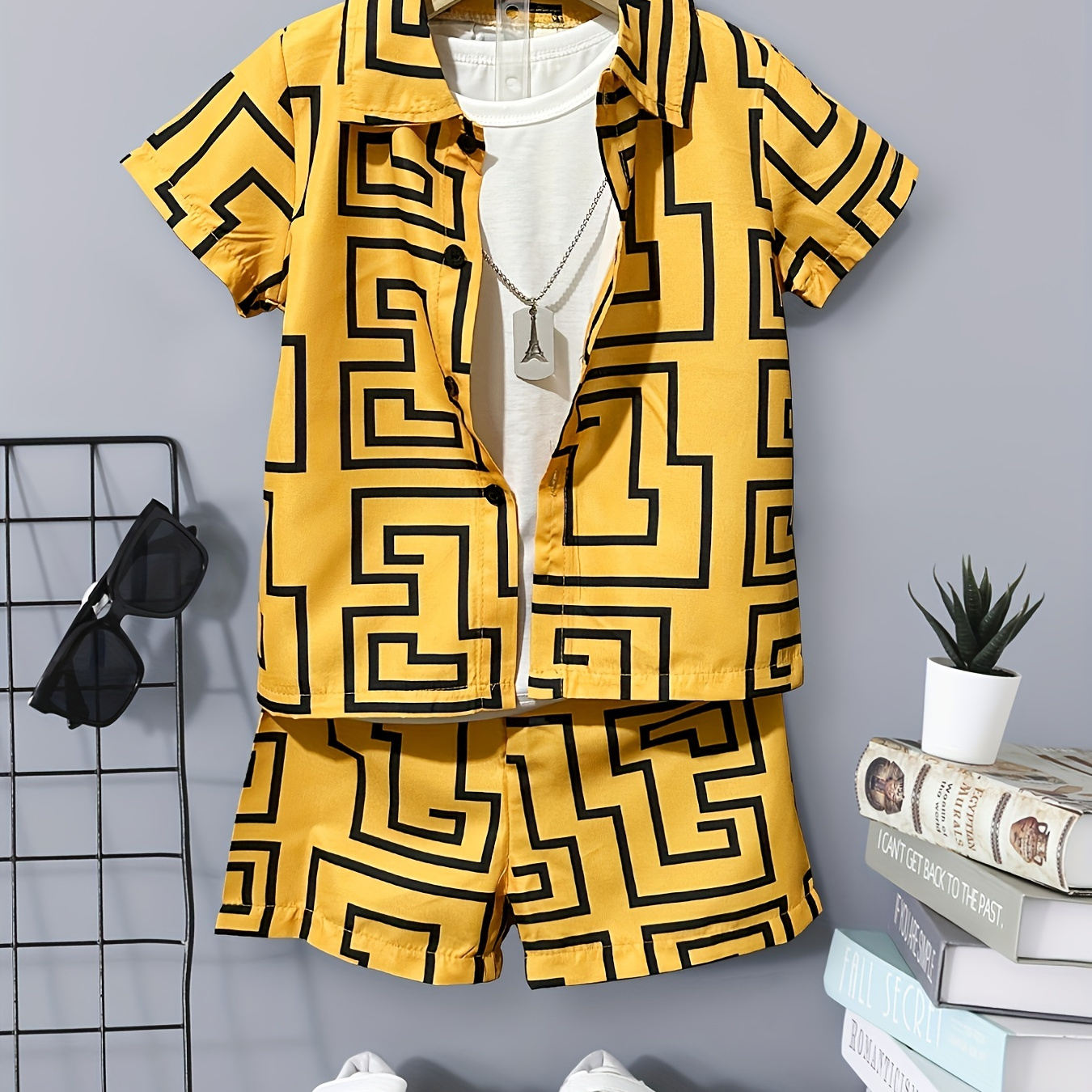 

Boys Allover Print Trendy Outfit Short Sleeves Shirt & Shorts Kids Summer Clothes Sets