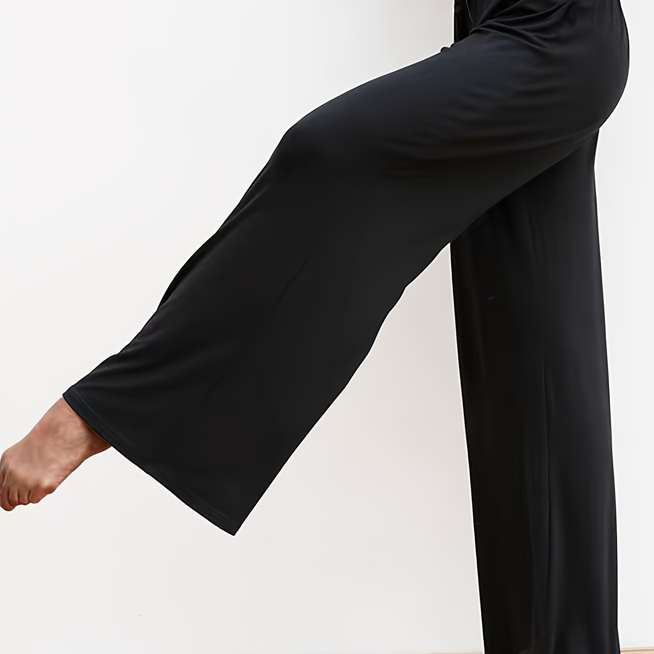 

1 pantalon large décontracté pour femme, couleur unie, polyester avec cordon de serrage, coupe toutes , tissu tissé, convient aux adultes.