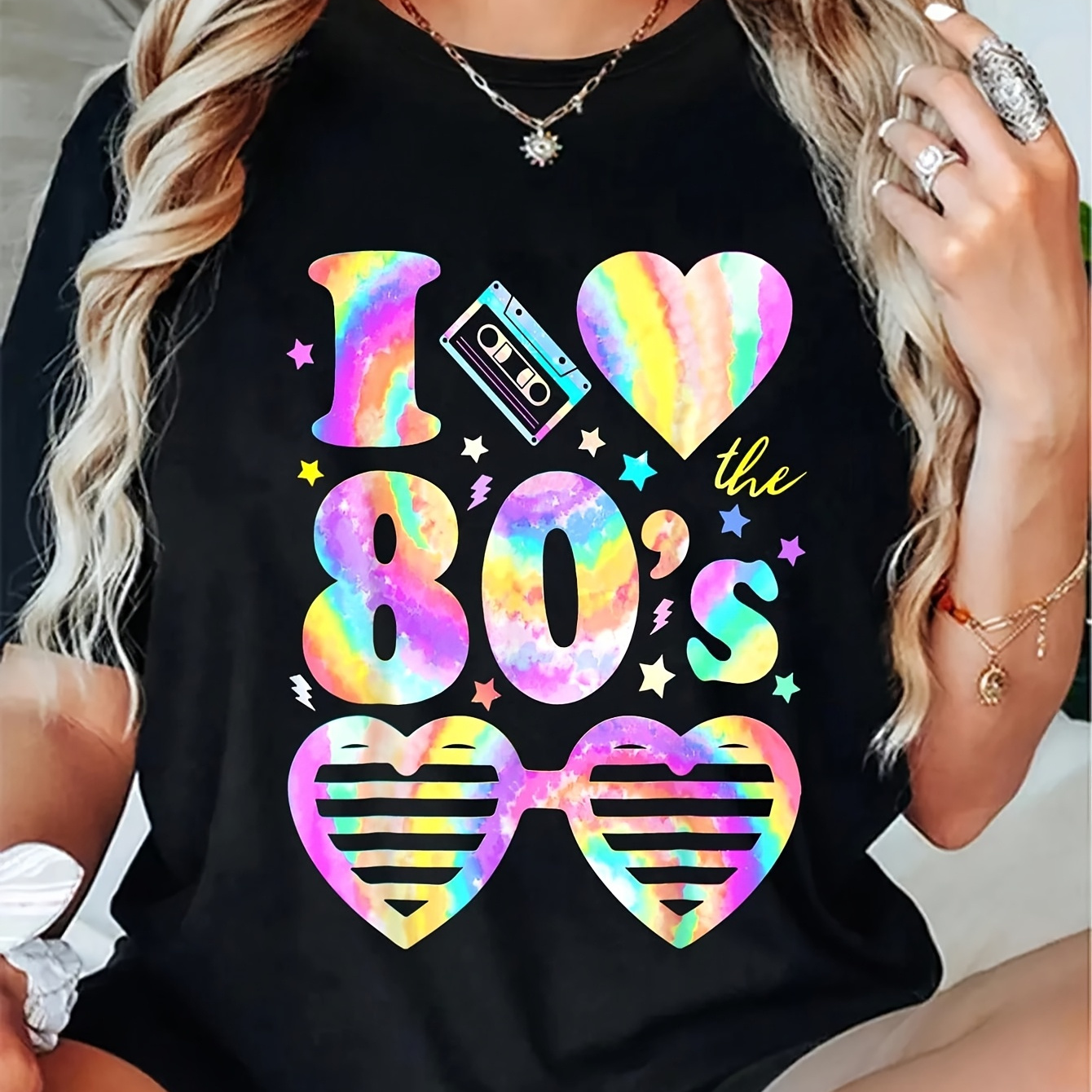 

Women's Retro 80s Love Print T-shirt, Casual Crew Neck Short Sleeve Tee, Polyester Knit Fabric, Regular Fit, Spring/summer Fashion Top