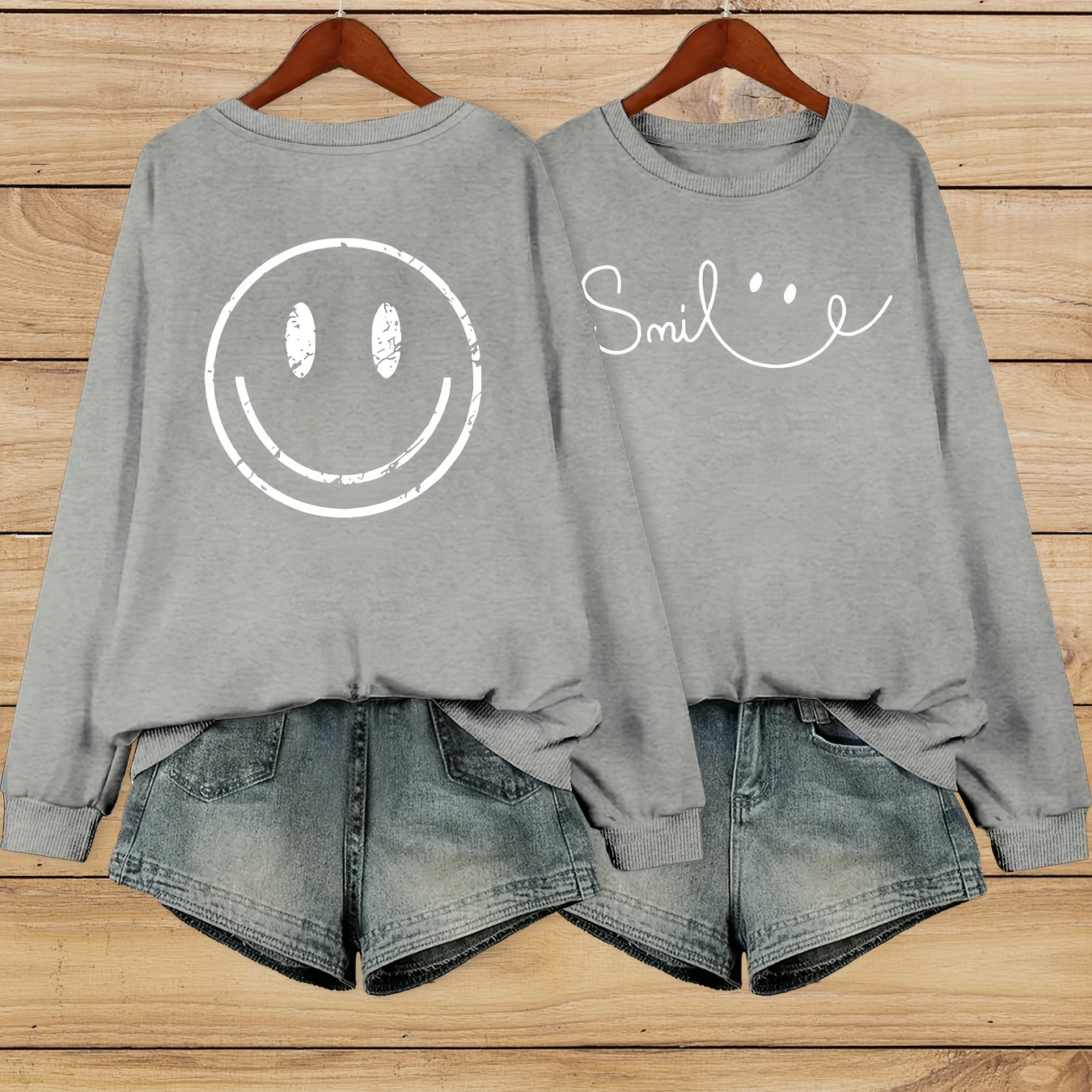 

Smile Face Print Sweatshirt, Crew Neck Casual Sweatshirt For Fall & Spring, Women's Clothing