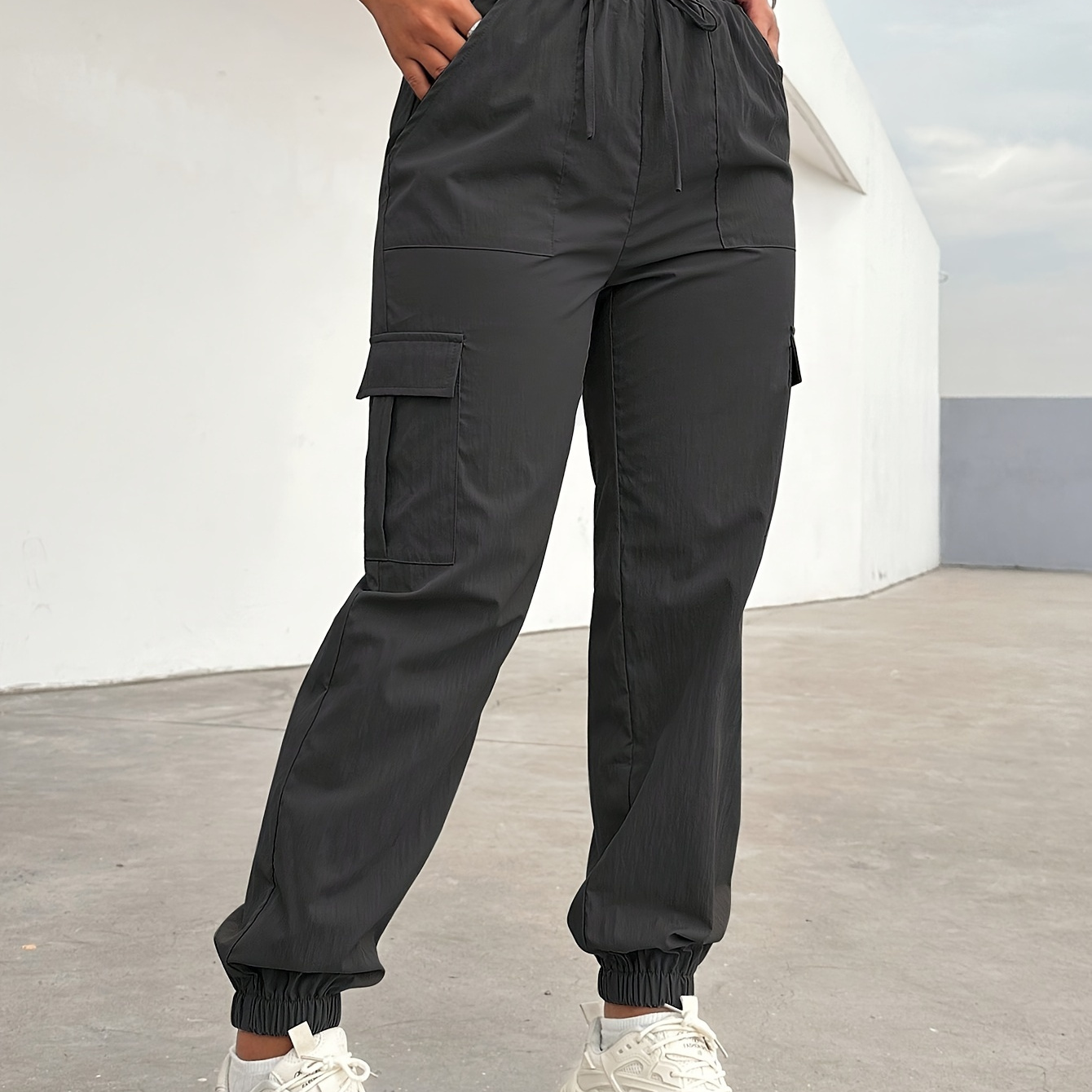 

Pantalon cargo décontracté pour femmes, couleur unie, confortable et actif, coupe régulière, avec taille élastique, plusieurs poches, pour toutes les - Pantalon et pour un