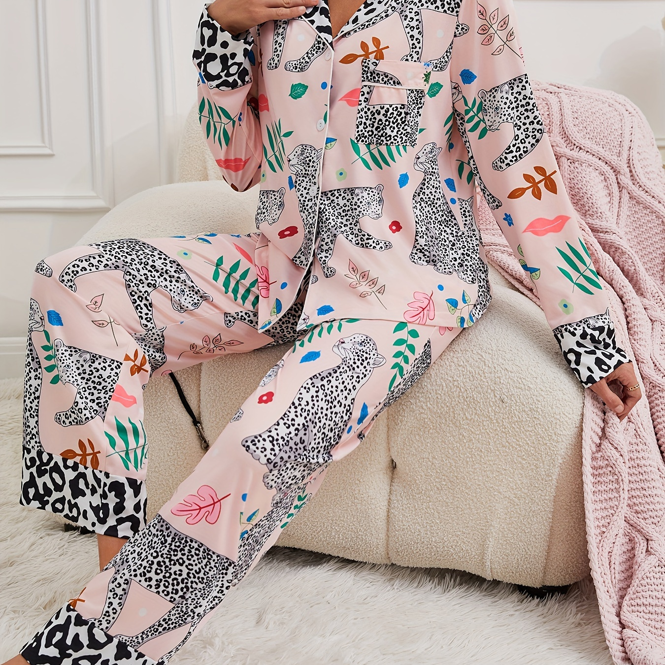 

Women's Elegant Leopard & Leaf Print Pajama Set, Long Sleeve Buttons Lapel Top & Pants, Comfortable Relaxed Fit For Fall