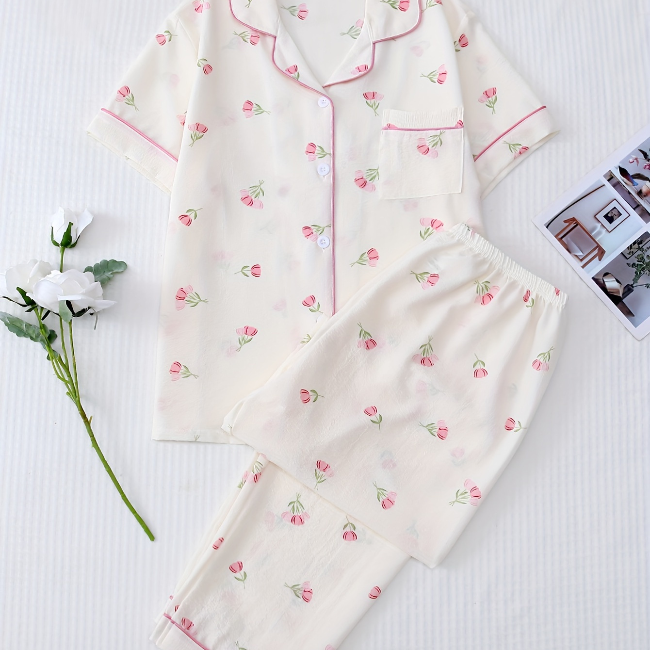 

Ensemble De Pyjama Imprimé Floral Élégant, Haut À Col En V À Manches Courtes Et Boutonné Et Pantalon Élastique, Vêtements De Nuit Et De Détente Pour Femmes