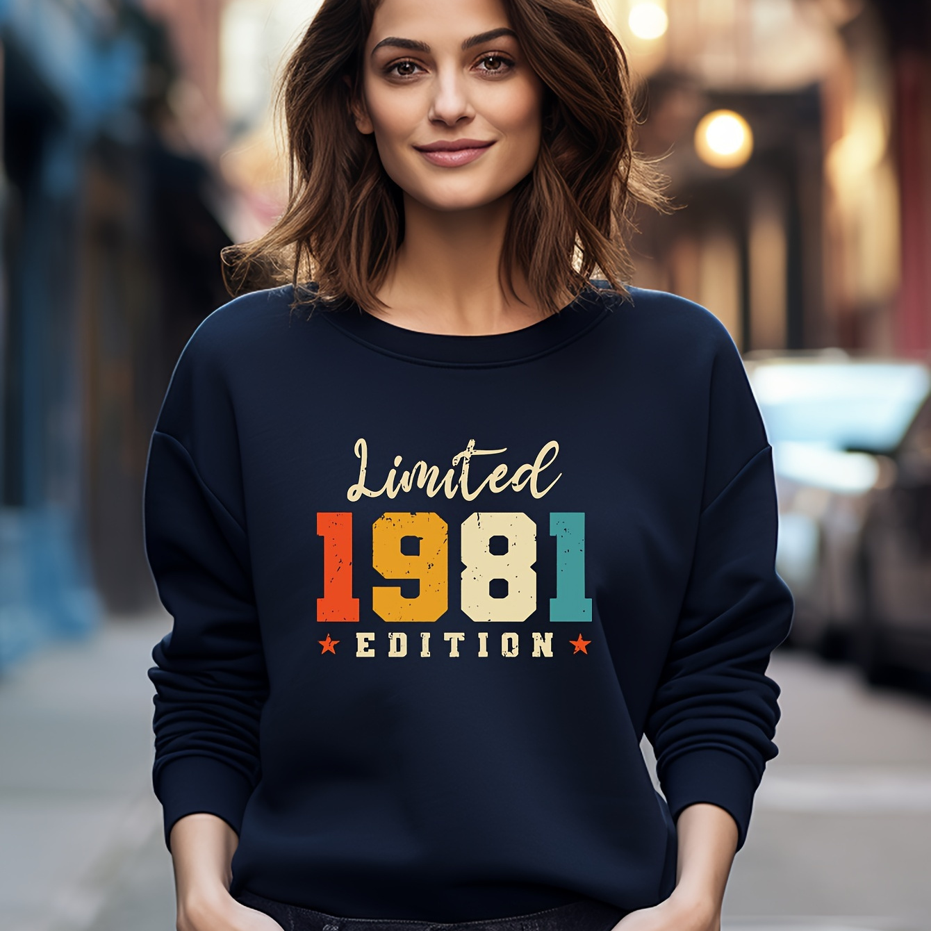 

1981 Print Fleece Round Neck Sweatshirt, Versatile Long Sleeve Pullover Sports Sweatshirt, Women's Clothing