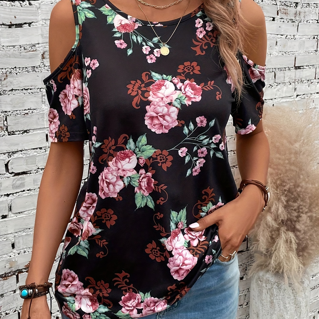 

Floral Print Cold Shoulder T-shirt, Casual Crew Neck Short Sleeve Top For Spring & Summer, Women's Clothing