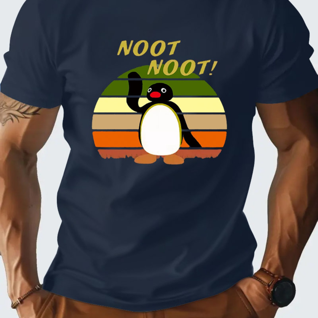 

T-shirt décontracté à col rond pour homme avec imprimé pingouin "Noot Noot" - Tissu en tricot 100 % polyester, coupe standard, légère élasticité, motif géométrique, tee-shirt d'été