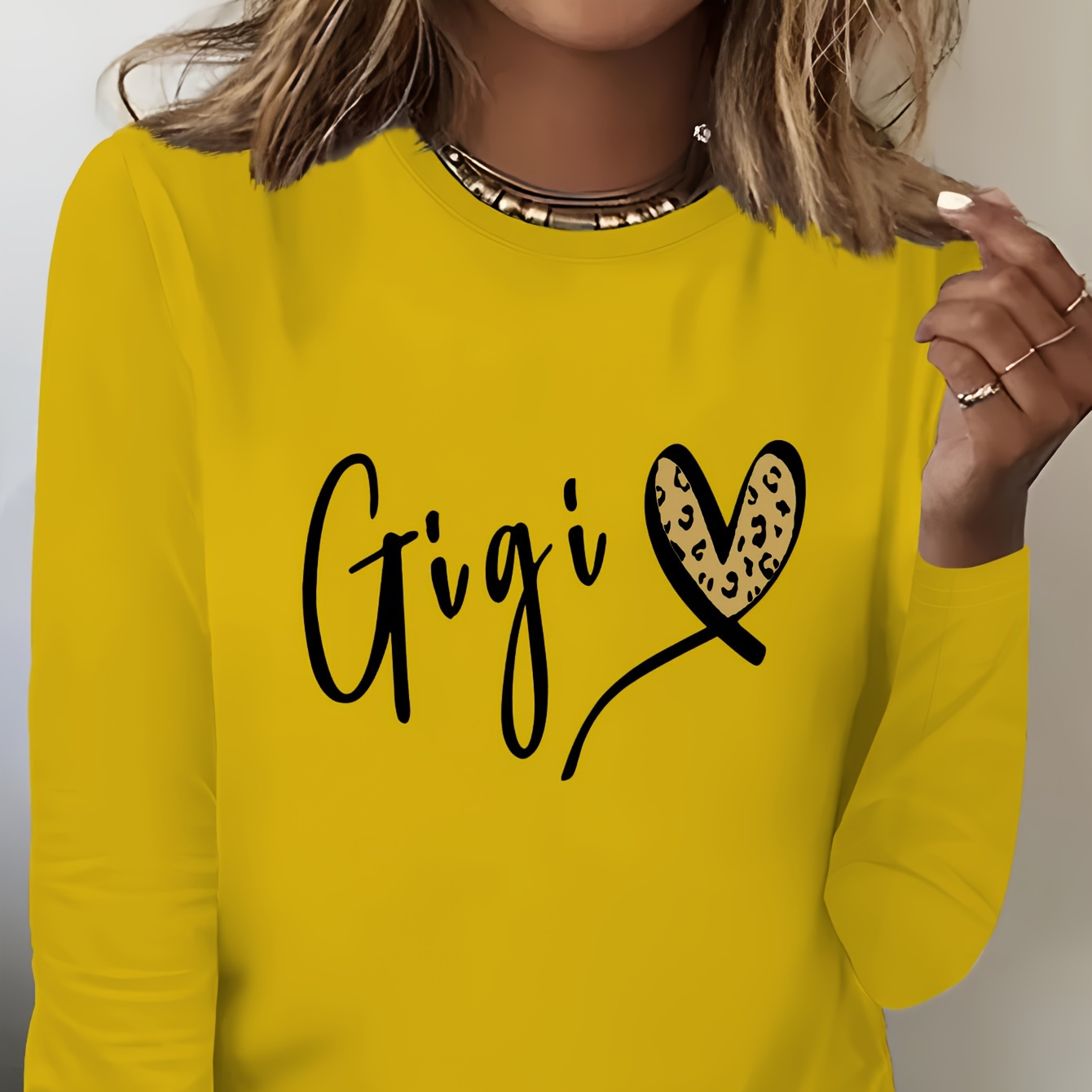 

Gigi Print T-shirt, Long Sleeve Crew Neck Casual Top For Spring & Fall, Women's Clothing