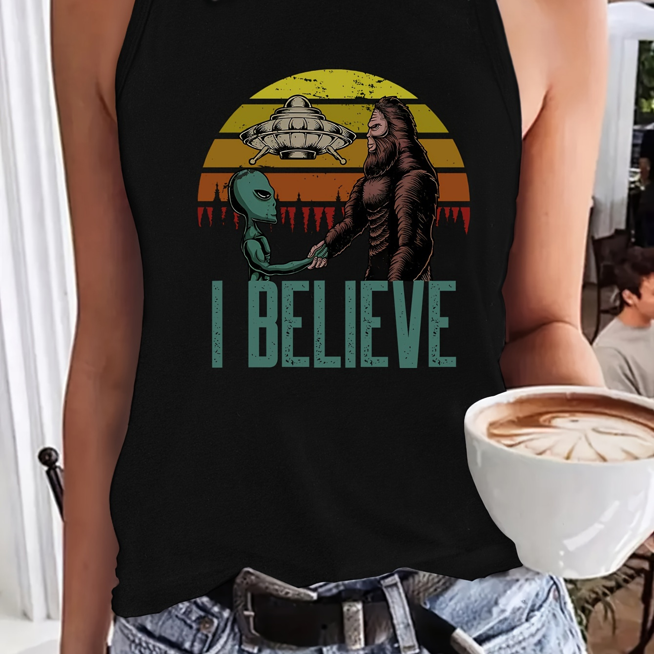 

Alien & Letter Print Tank Top, Sleeveless Crew Neck Casual Top For Summer & Spring, Women's Clothing