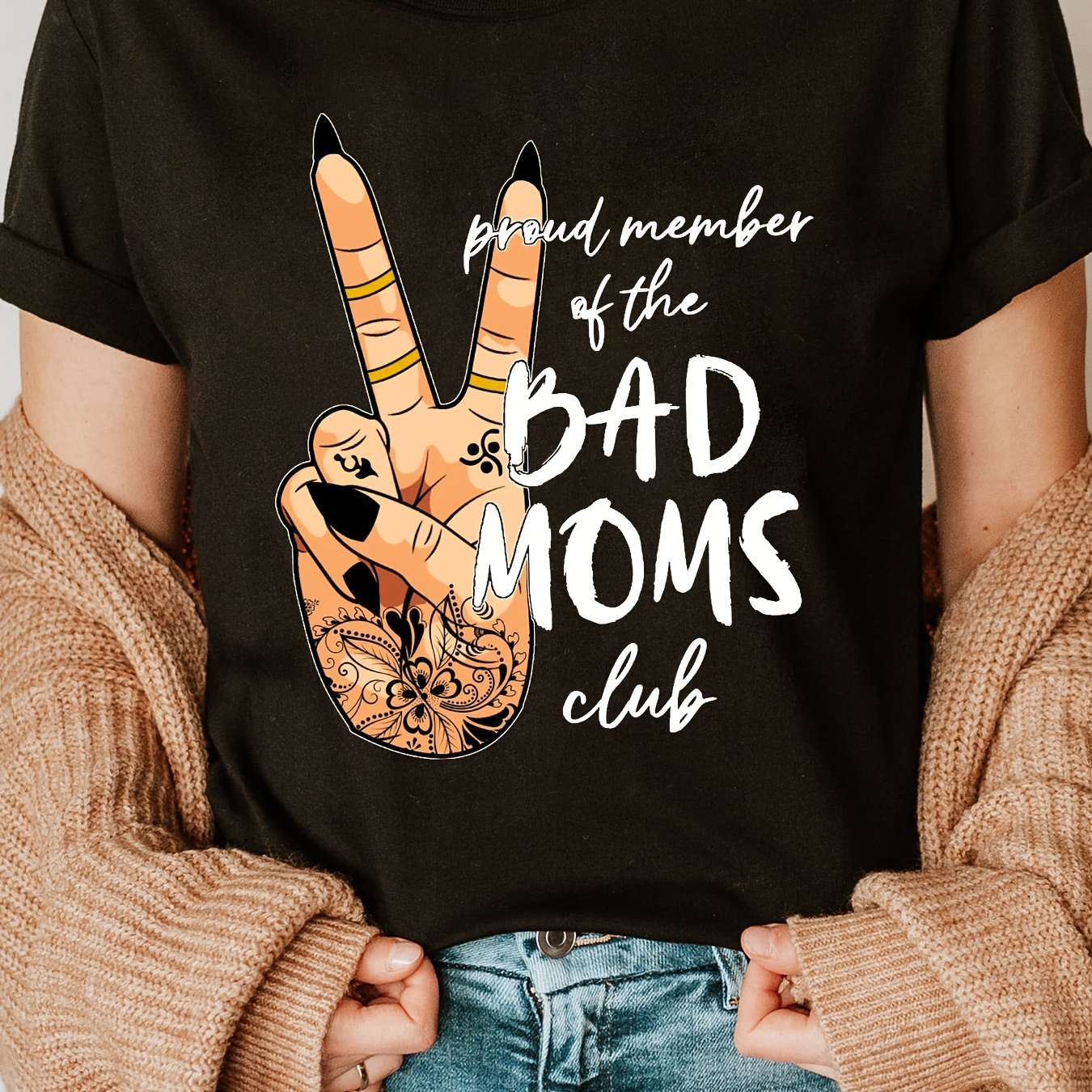 

Bad Moms Club Print Crew Neck T-shirt, Short Sleeve Casual Top For Summer & Spring, Women's Clothing