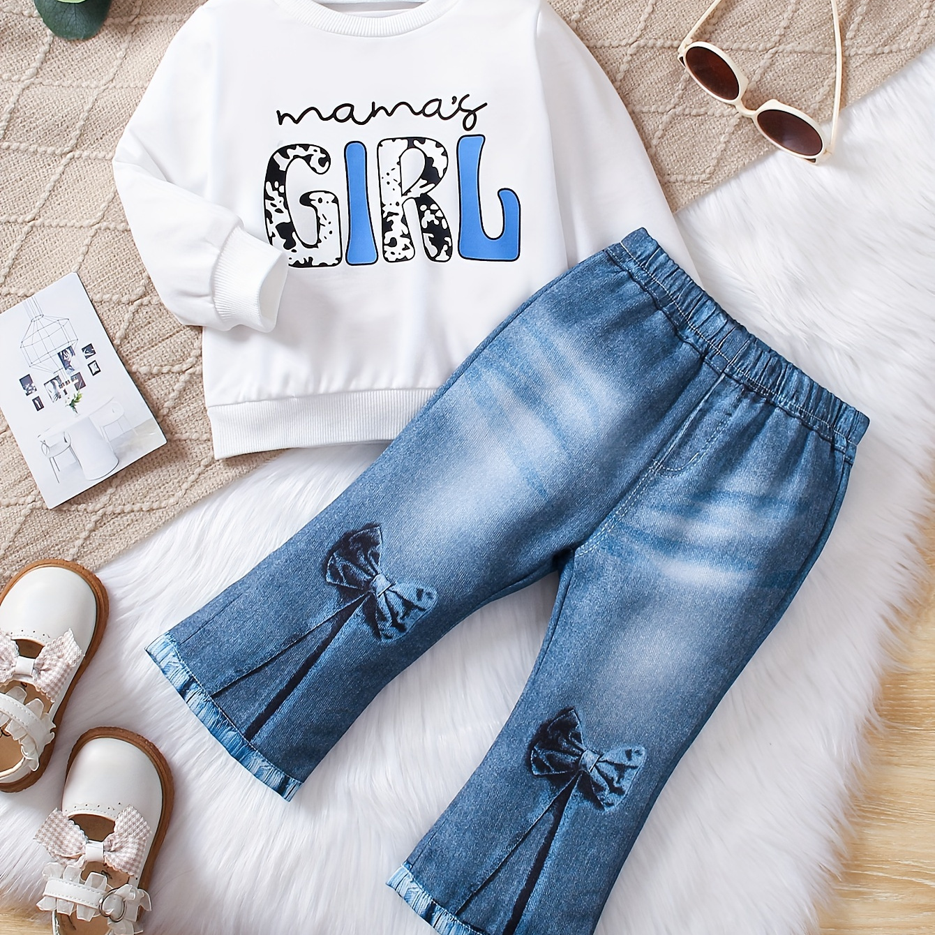 

0-3y Baby Girls Letter Pattern Solid Color Long Sleeve Crew Neck Sweatshirt + Imitation Denim Printed Flared Trousers Set For Spring And Autumn (not Jeans Light Thin)