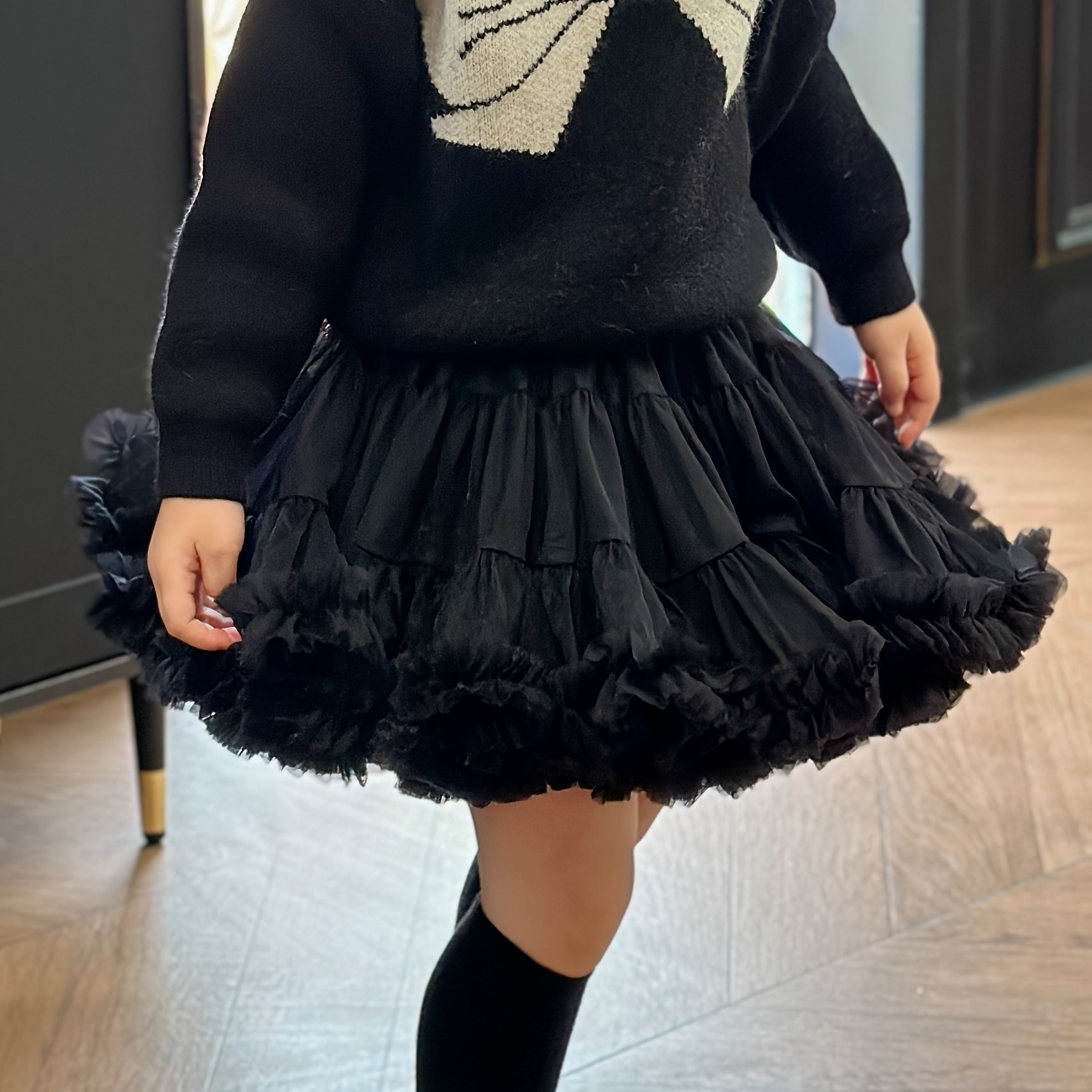 

Jupe Tutu Chic pour Filles Inspirée du Noir - Jupon de Princesse Polyvalent avec Détail en , Tissu en Polyester Non Extensible