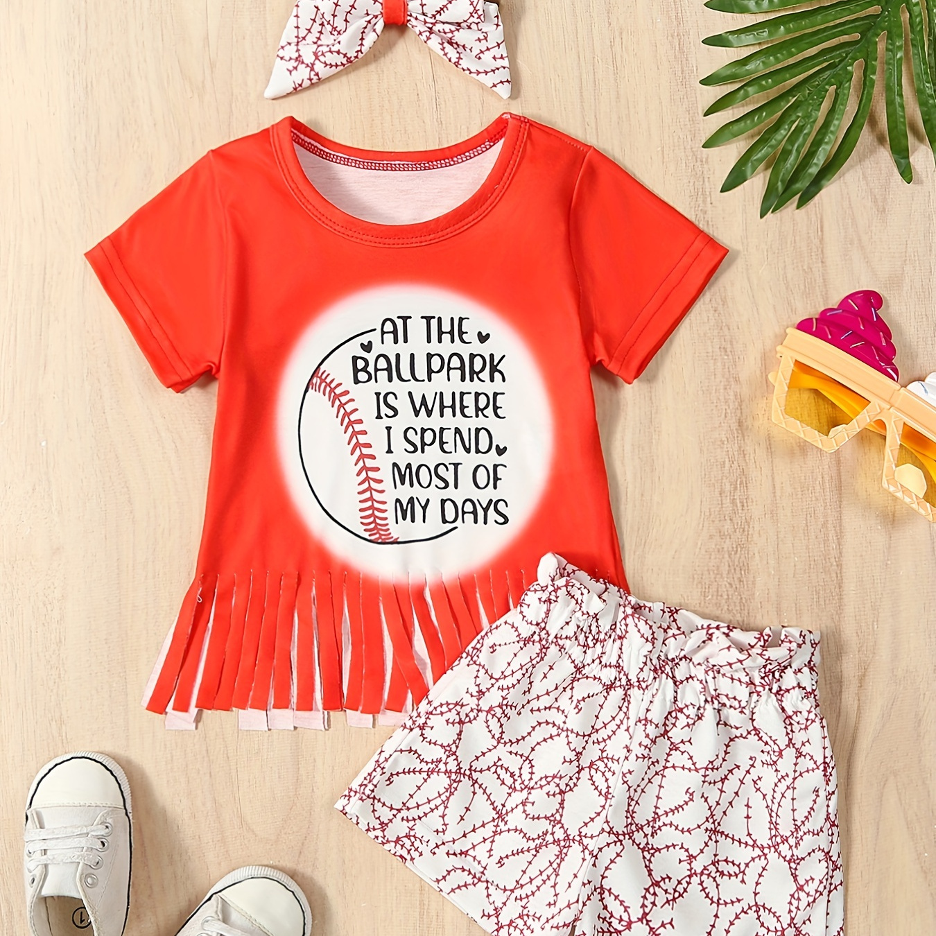 

Adorable Summer Outfit For Girls: Baseball Print Vest & Shorts Set With Tassel And Letter Print!