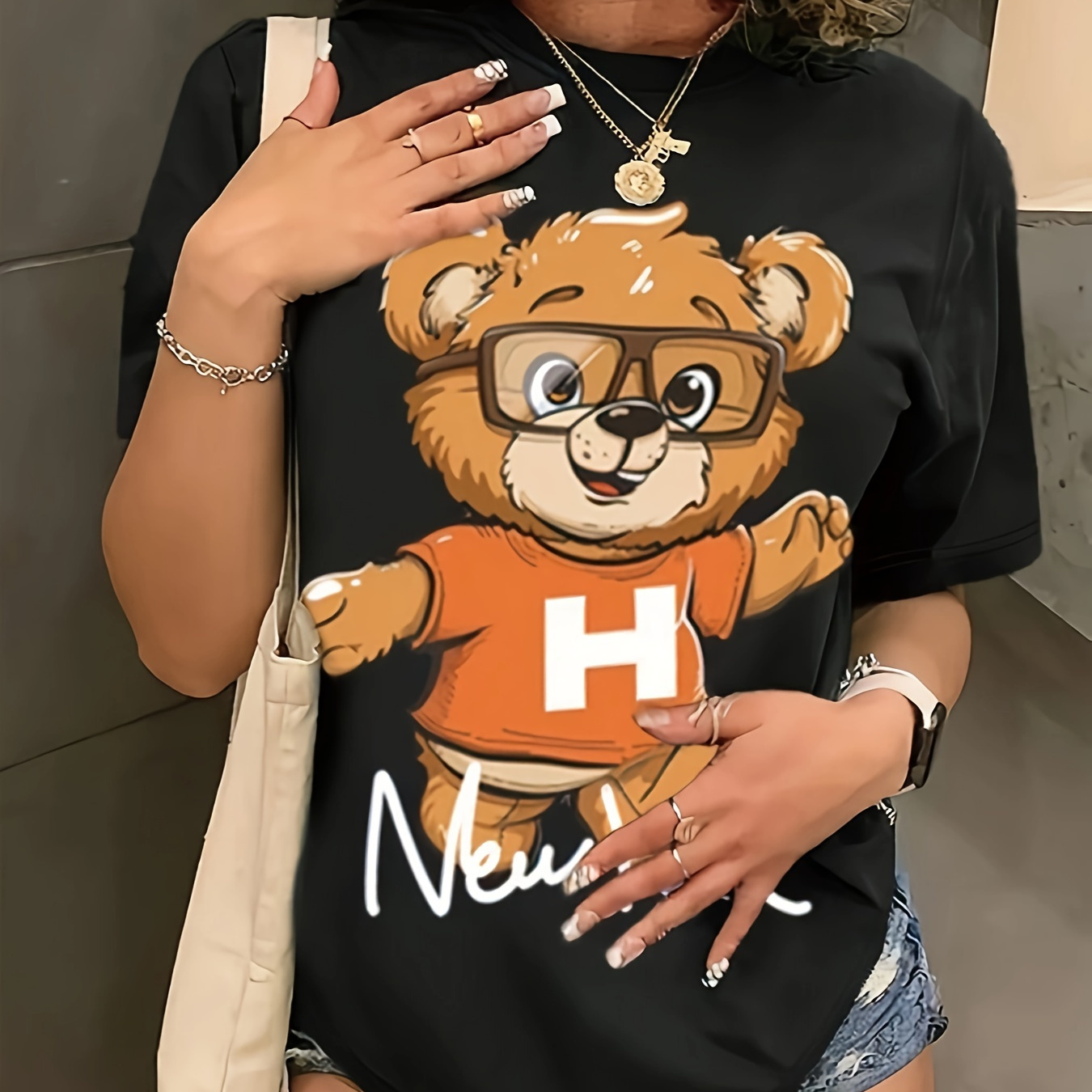 

Women's Casual Graphic Tee - Cute Cartoon Bear With Glasses, "" Print, Short Sleeve Crew Neck, Black Polyester Top For Spring/summer, Casual Wear|short Sleeve Top|knit Texture