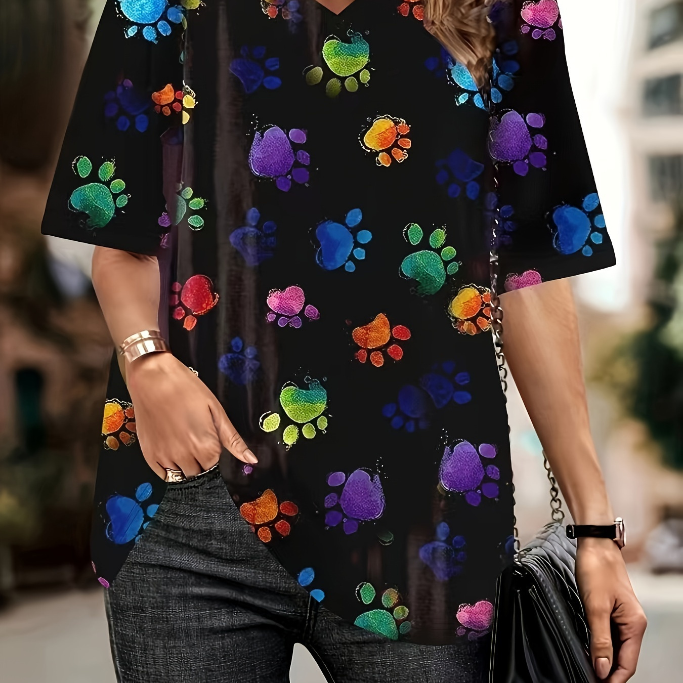 

Plus Size Animal Paw Print Top, Casual V Neck Short Sleeve Top, Women's Plus Size clothing