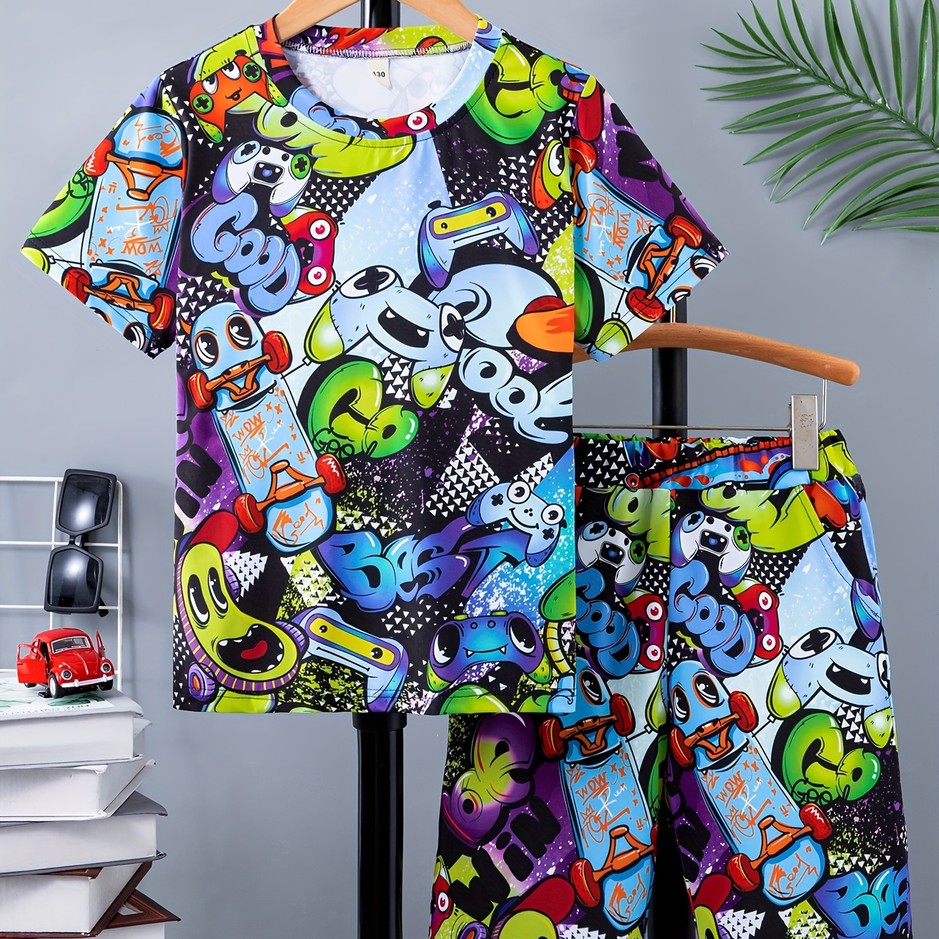 

2pcs Boy's Trendy Graphic Print Short Sleeve Casual T-shirts & Shorts Set, Comfy Soft Stretchable Outfits, Children's Clothings