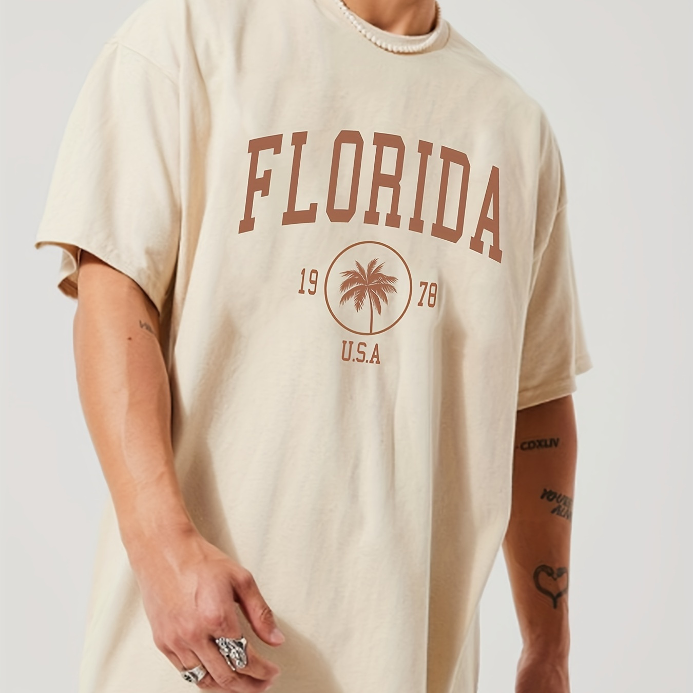 

Florida Letter Print Men's T-shirt For Summer Beach Vacation, Men's Trendy Graphic Crew Neck Tops
