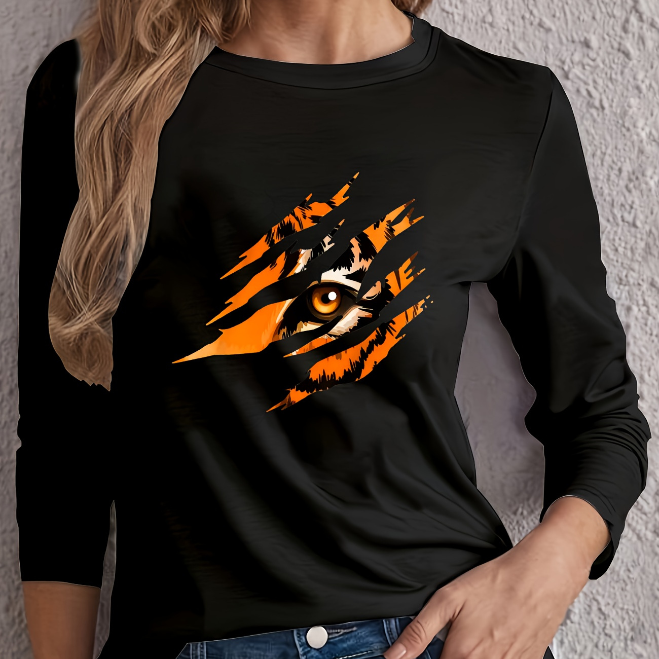 

Tiger Print T-shirt, Long Sleeve Crew Neck Casual Top For Spring & Fall, Women's Clothing