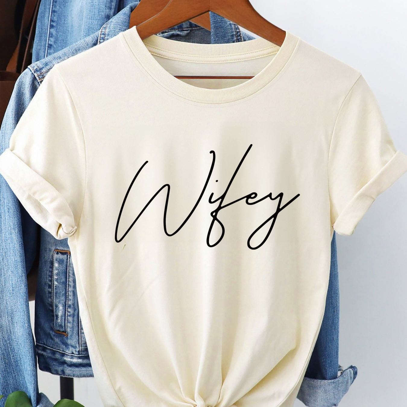 

Letter Print T-shirt, Short Sleeve Crew Neck Casual Top For Summer & Spring, Women's Clothing