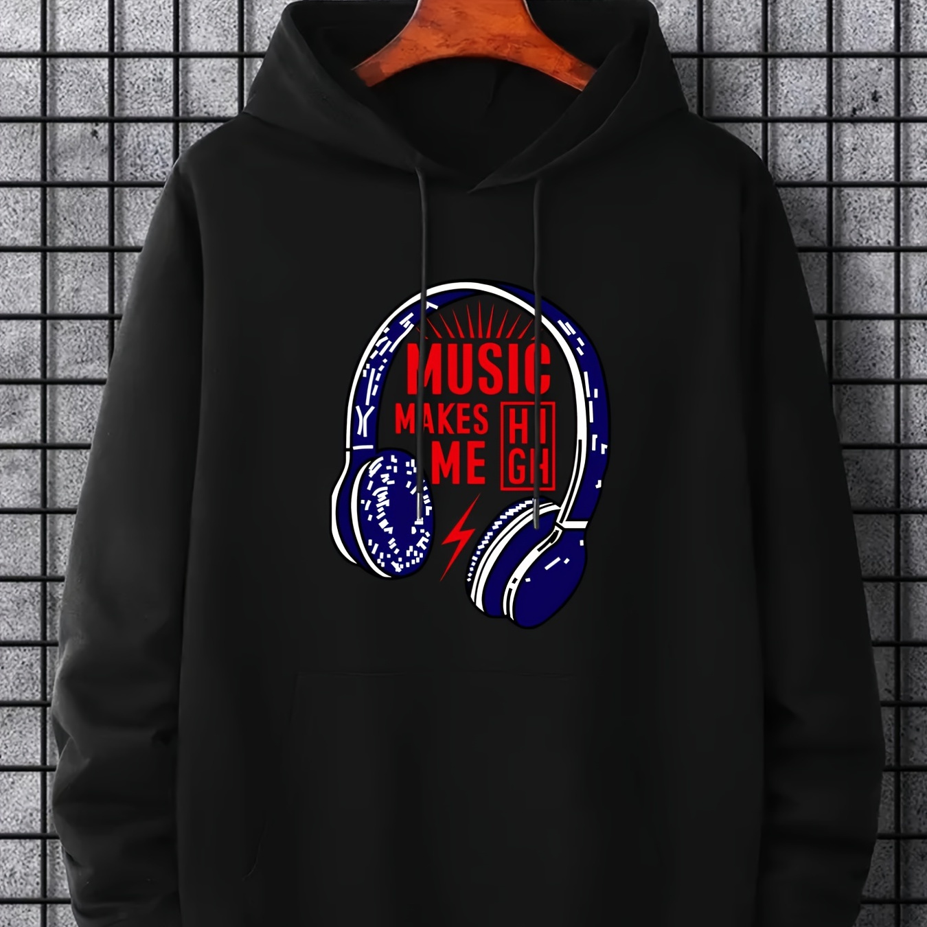

Music Makes Me High Print Hoodie, Cool Hoodies For Men, Men's Casual Graphic Design Pullover Hooded Sweatshirt With Kangaroo Pocket Streetwear For Winter Fall, As Gifts