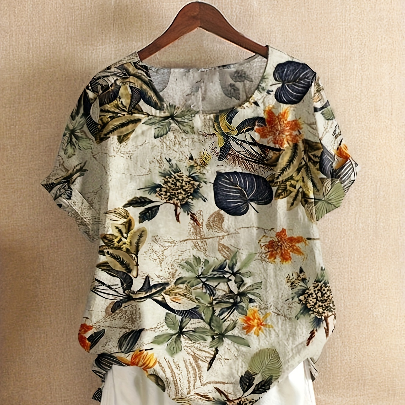 

Plus Size Leaf Print Cotton Blouse, Vintage Short Sleeve Crew Neck Blouse For Spring & Summer, Women's Plus Size Clothing