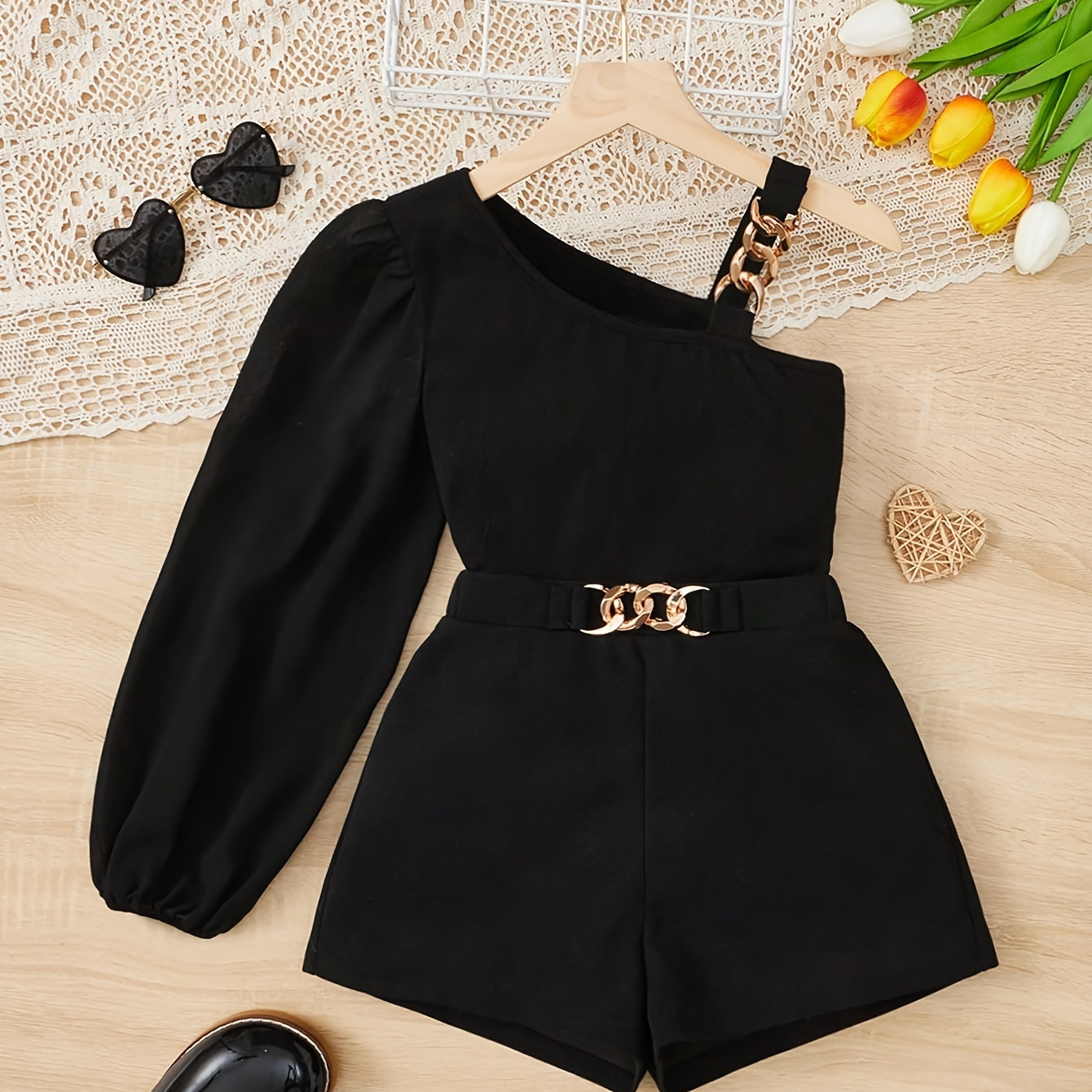 

Girl's 2pcs Buckle Belt One-sleeve Top + Solid Shorts Set Trendy 2-piece Summer Outfit