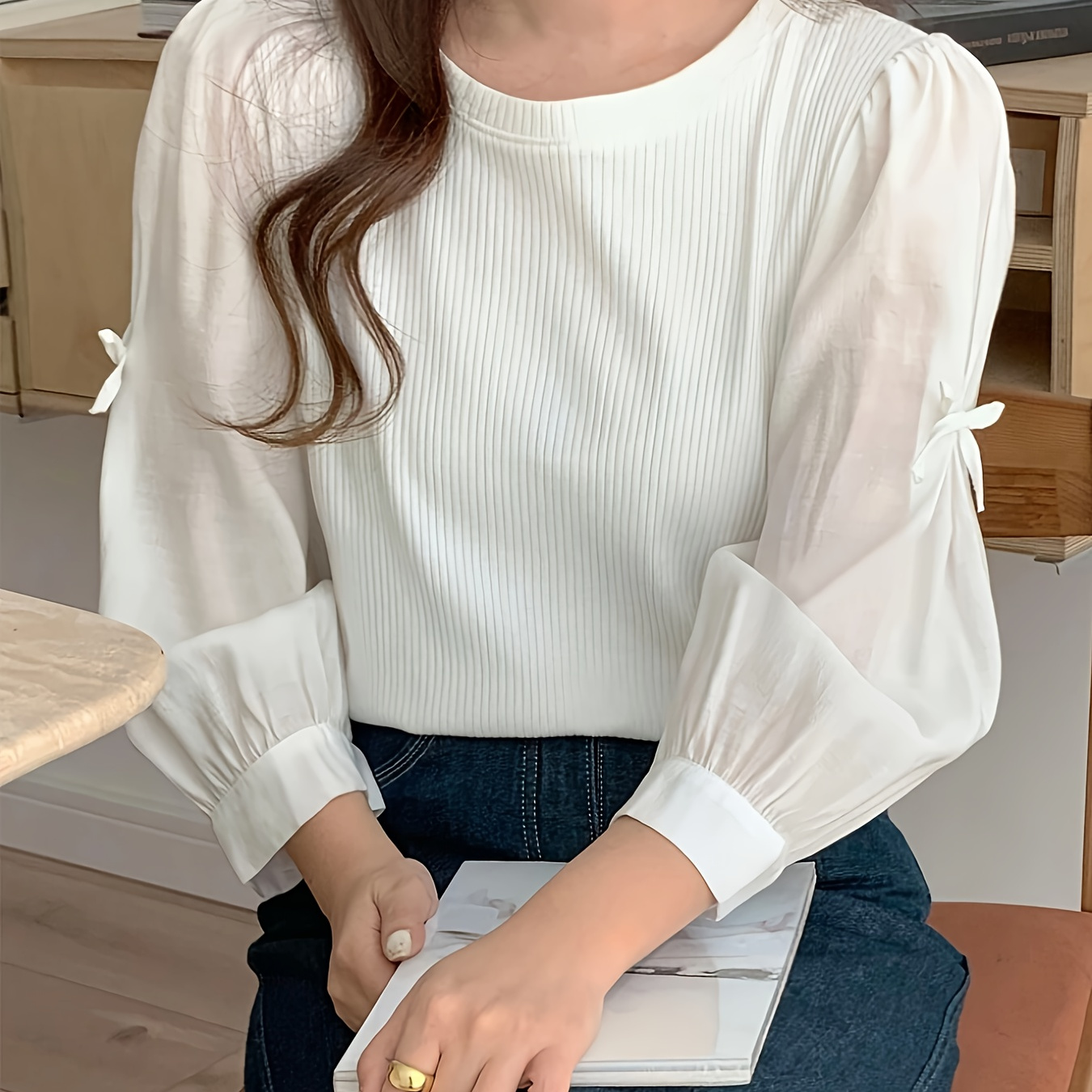 

[lightweight Design] Chic Princess-inspired Long Sleeve T-shirt For Women - Casual Crew Neck With Sleeves, Polyester Blouse With Bow Detail, Spring/fall