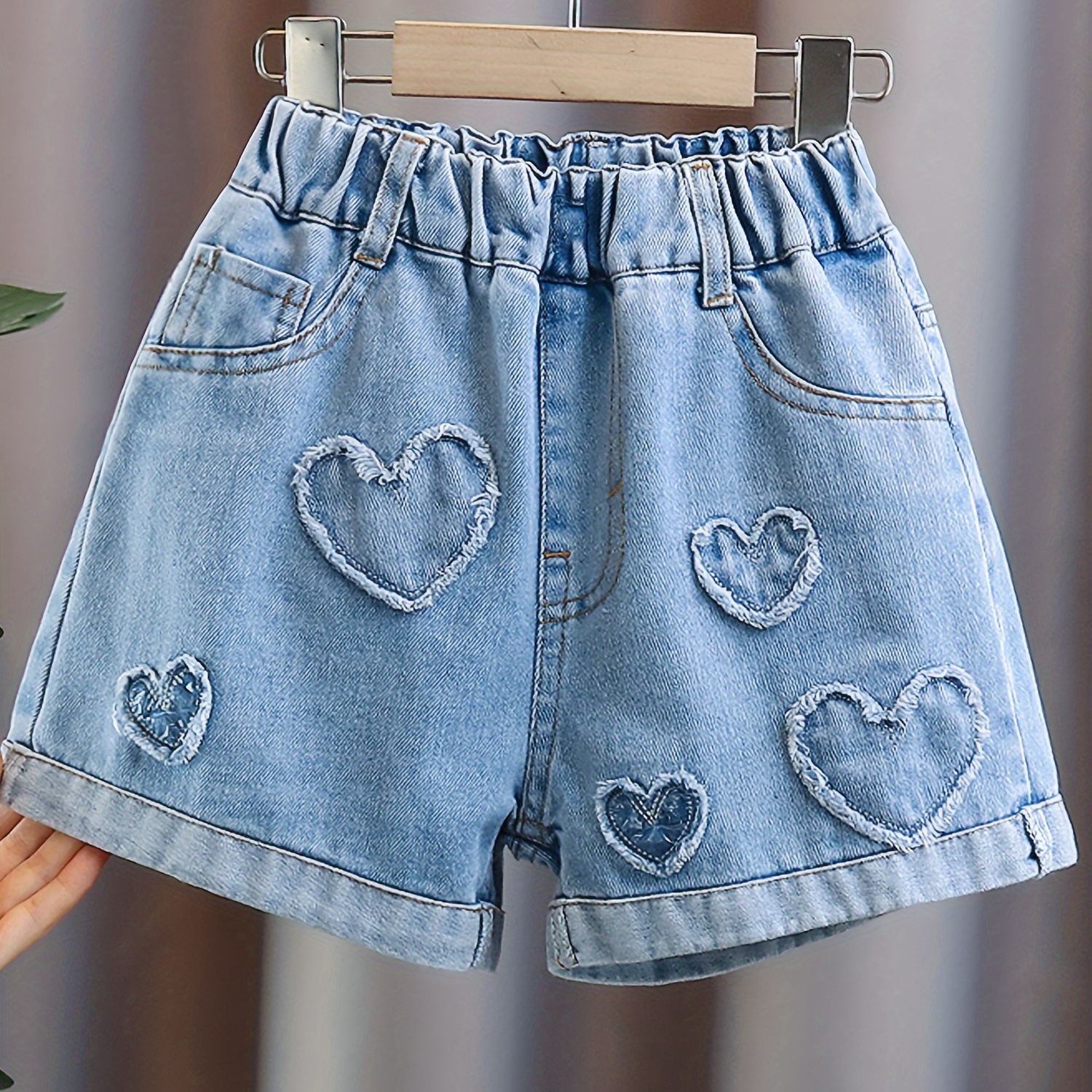 

Girls Heart Patched Denim Shorts Rolled-up Hem Pull-on Jean Shorts