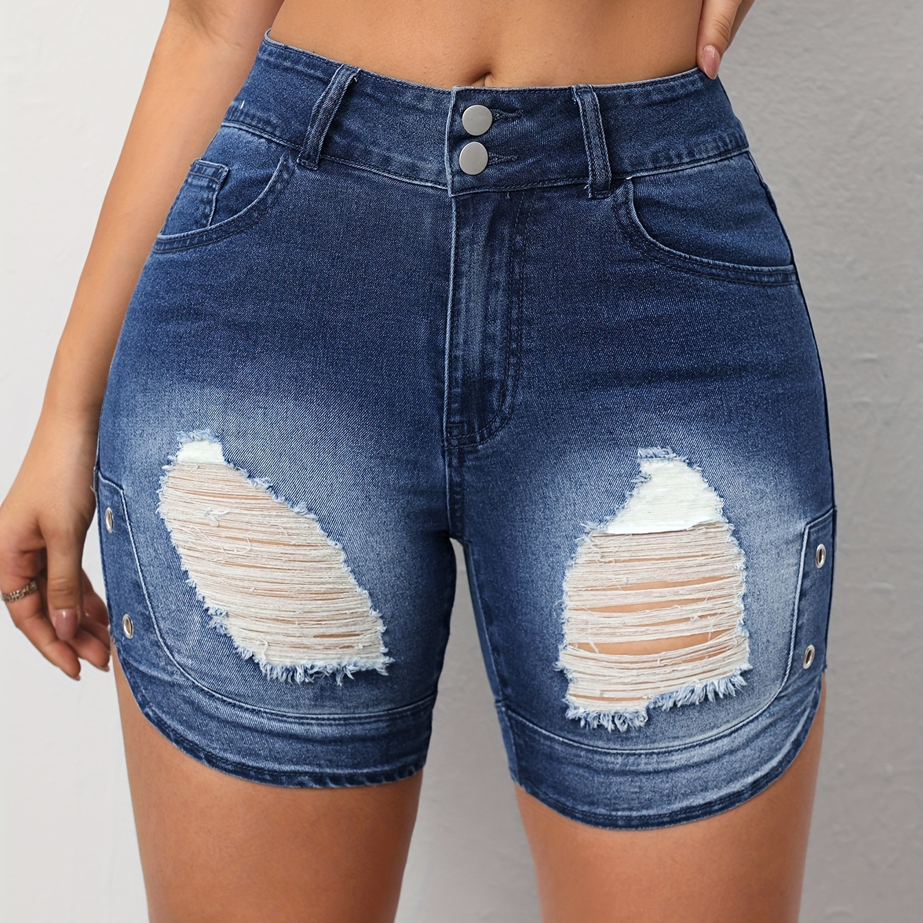 

Women's Casual Ripped Denim Shorts, High-waisted Distressed Side Eyelet Decor Jean Hotpants, Fashionable Summer Wear