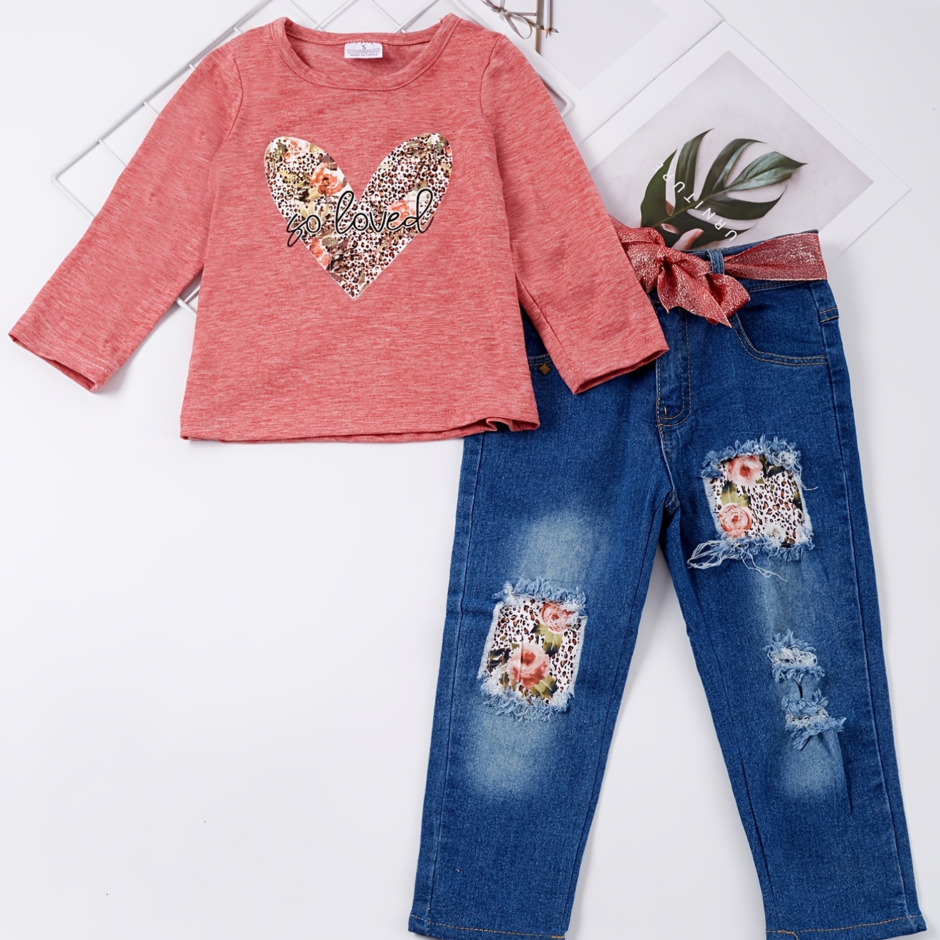 2pcs Girls So Loved Heart Print Long Sleeve Shirt And Denim Jeans Set 