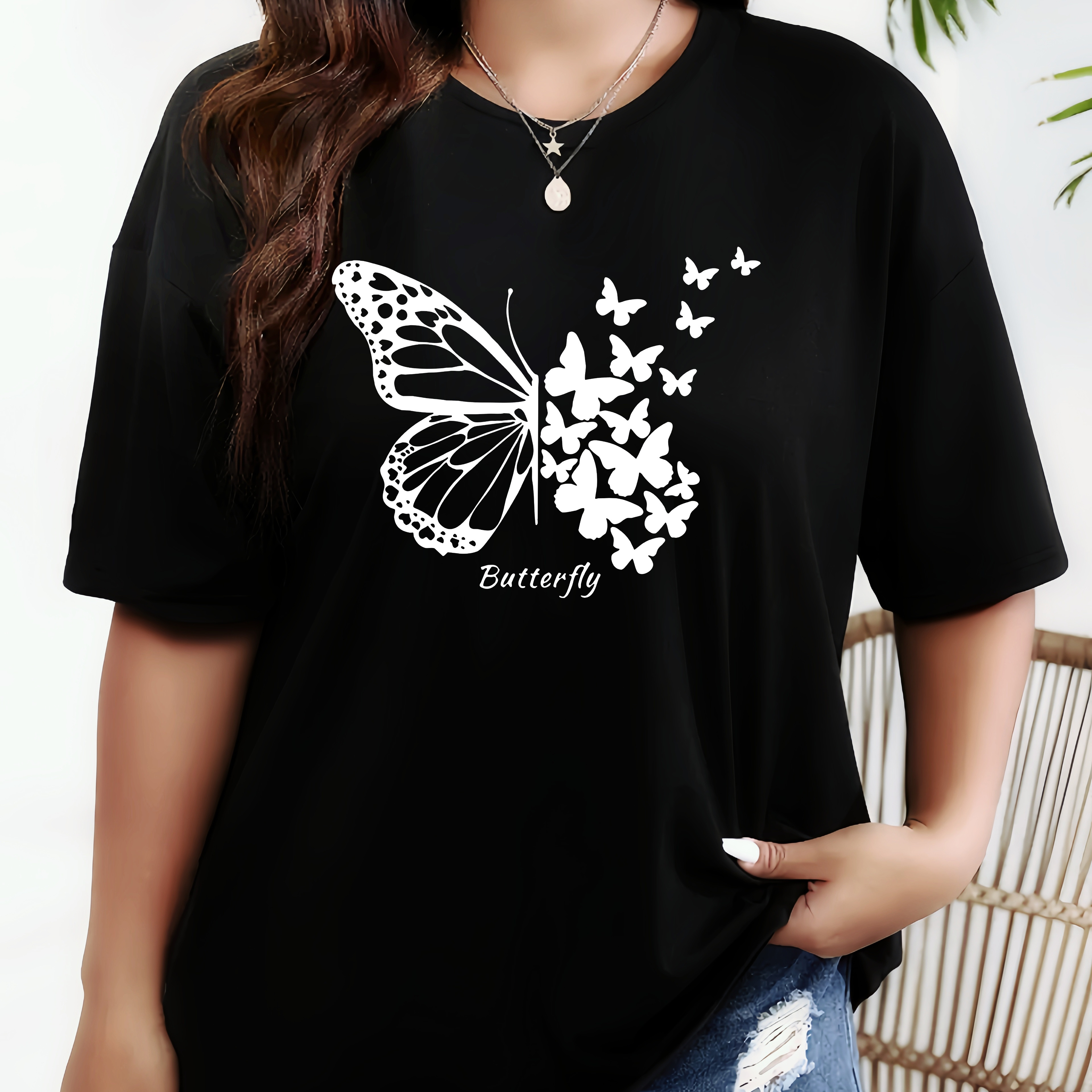 

Plus Size Butterfly Print T-shirt, Casual Short Sleeve Top For Spring & Summer, Women's Plus Size Clothing