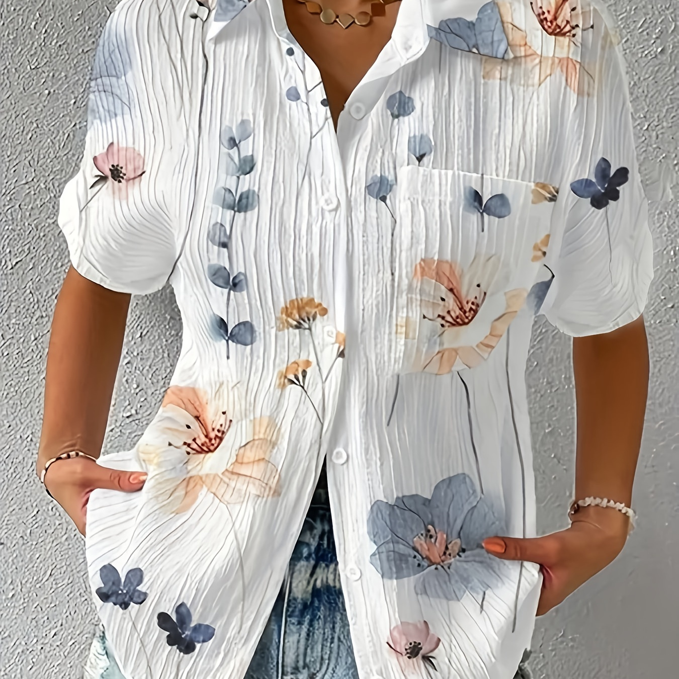 

Plus Size Casual Blouse, Women's Plus Floral Print Button Up Short Sleeve Turn Down Collar Blouse