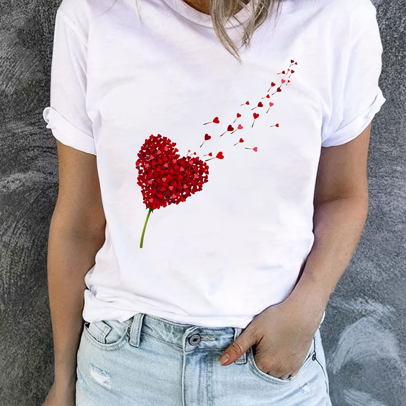 

T-shirt à col rond avec motif cœur, haut à manches courtes décontracté pour le printemps et l'été, vêtements pour femmes