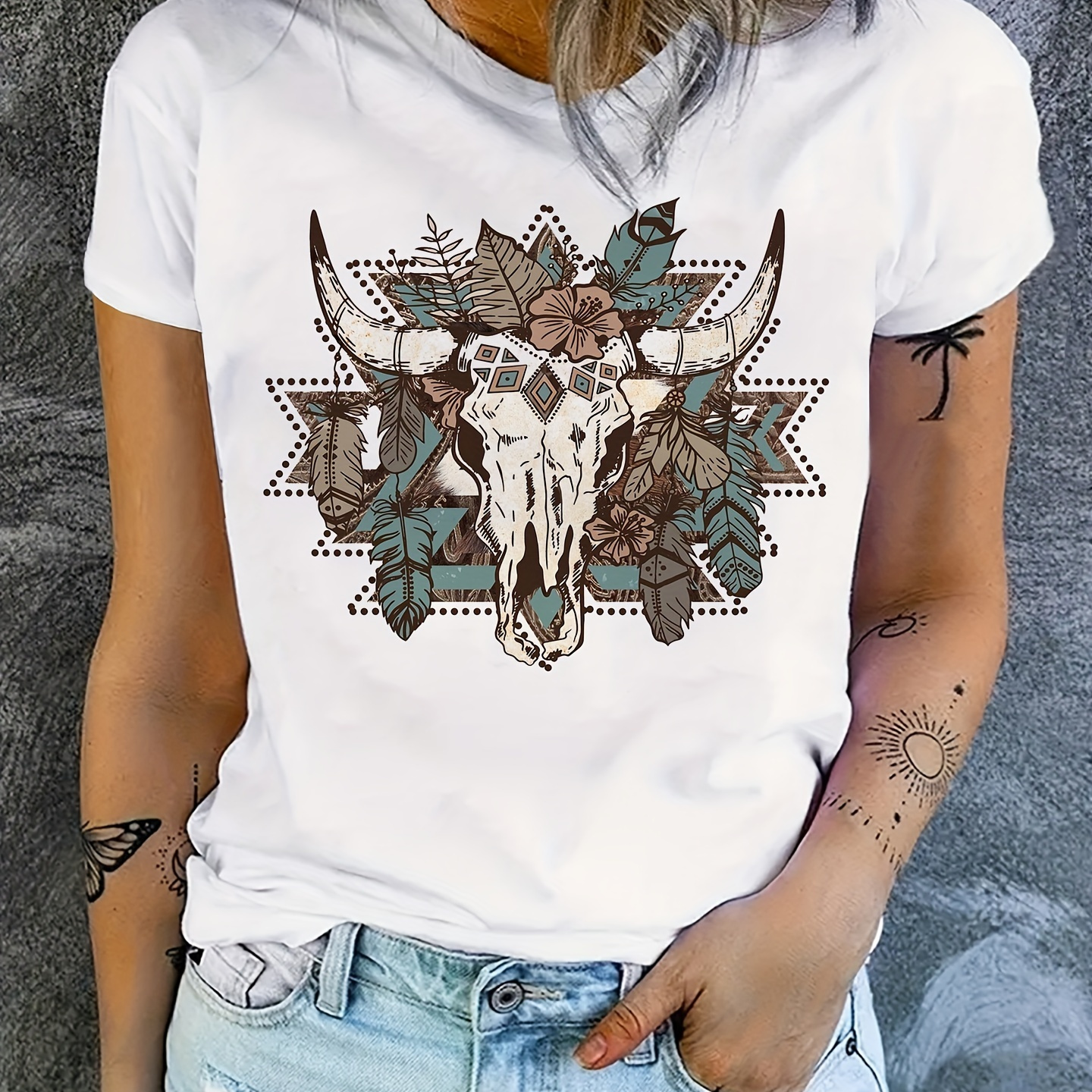 

Bull Skull Print T-shirt, Short Sleeve Crew Neck Casual Top For Summer & Spring, Women's Clothing