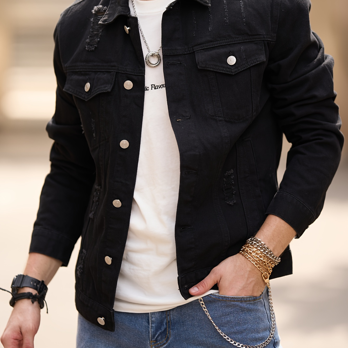 

Veste en jean ajustée pour homme avec poches multiples, tenue extérieure décontractée et distinctive pour le printemps et l'automne