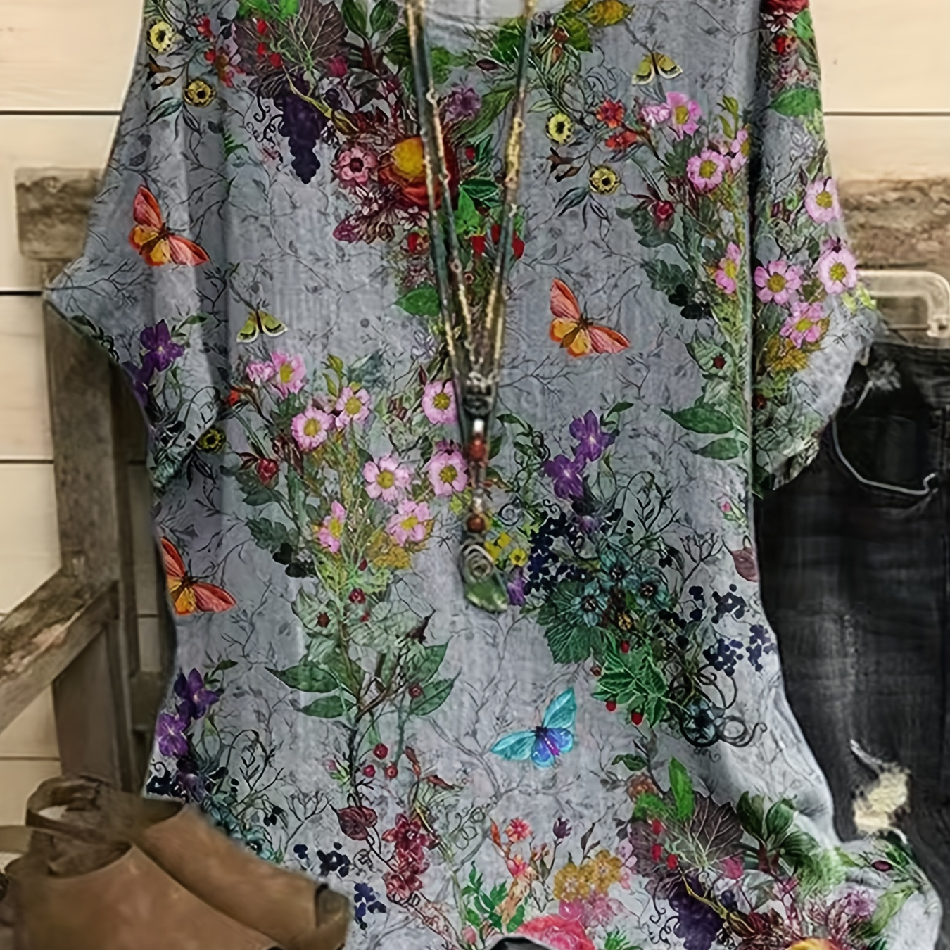

Plus Size Casual T-shirt, Women's Plus Floral Print Short Sleeve Round Neck T-shirt