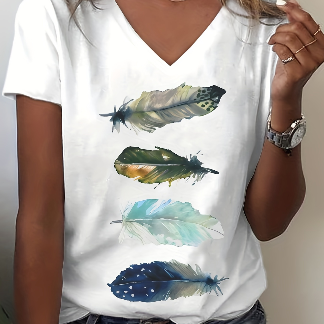 

Feather Print V Neck T-shirt, Casual Short Sleeve T-shirt For Spring & Summer, Women's Clothing