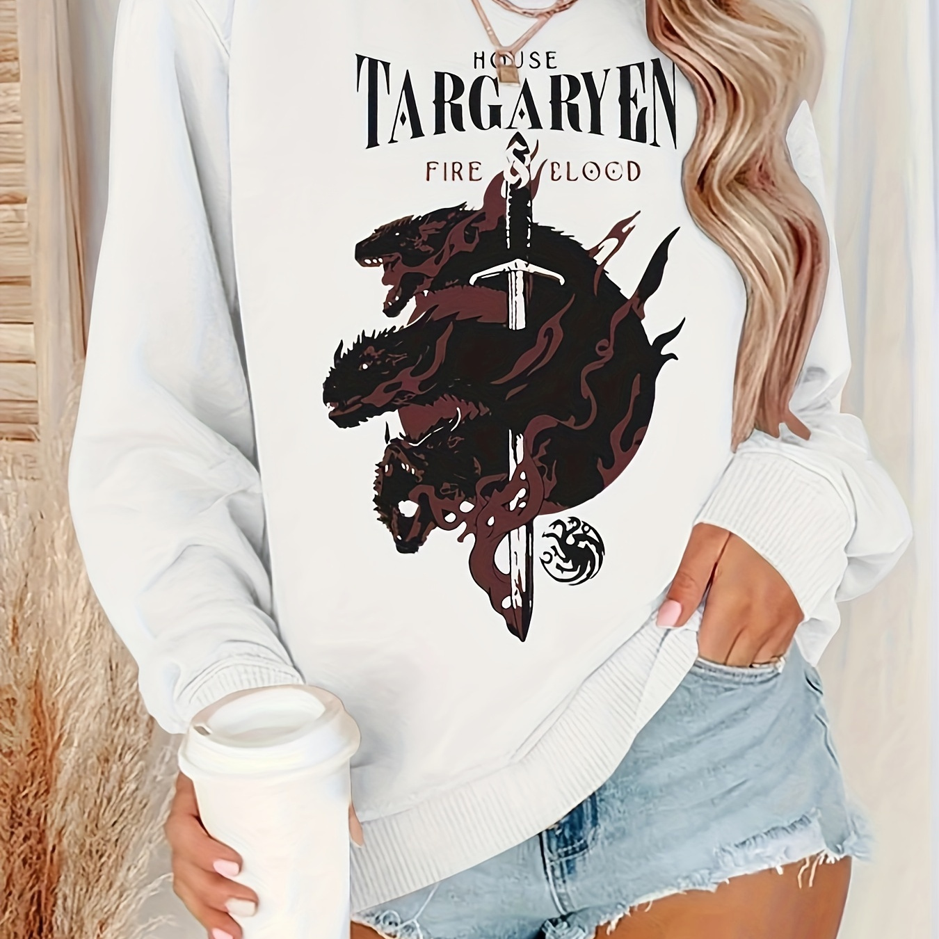 

Cozy Graphic Sweatshirt For Women - Crew Neck, Casual Polyester Blend Pullover For Fall & Winter