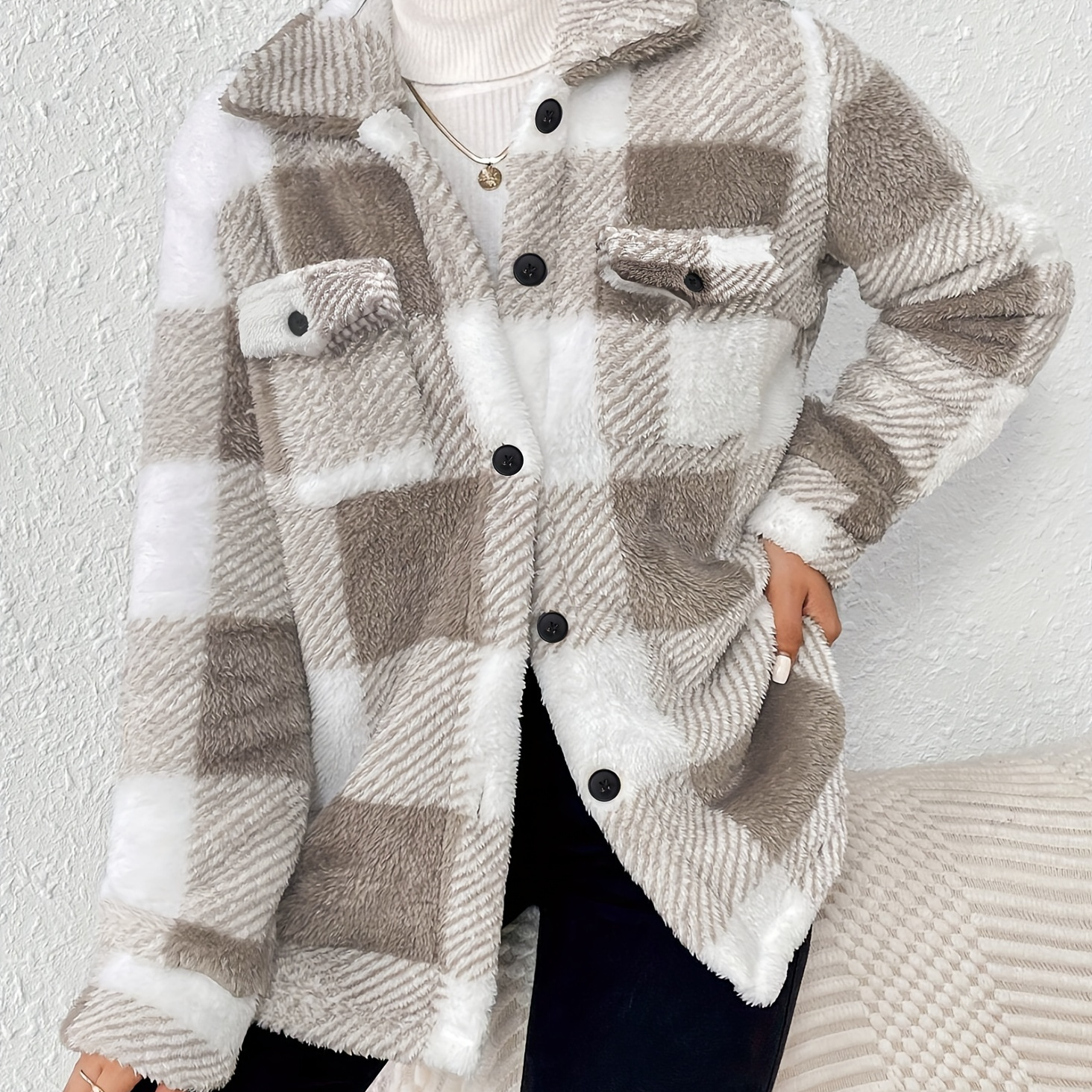 

Elegant Plush Winter Jacket - Polyester And Elastane, Checkered Pattern, High Stretch Fabric, Machine Washable, Knitted Style