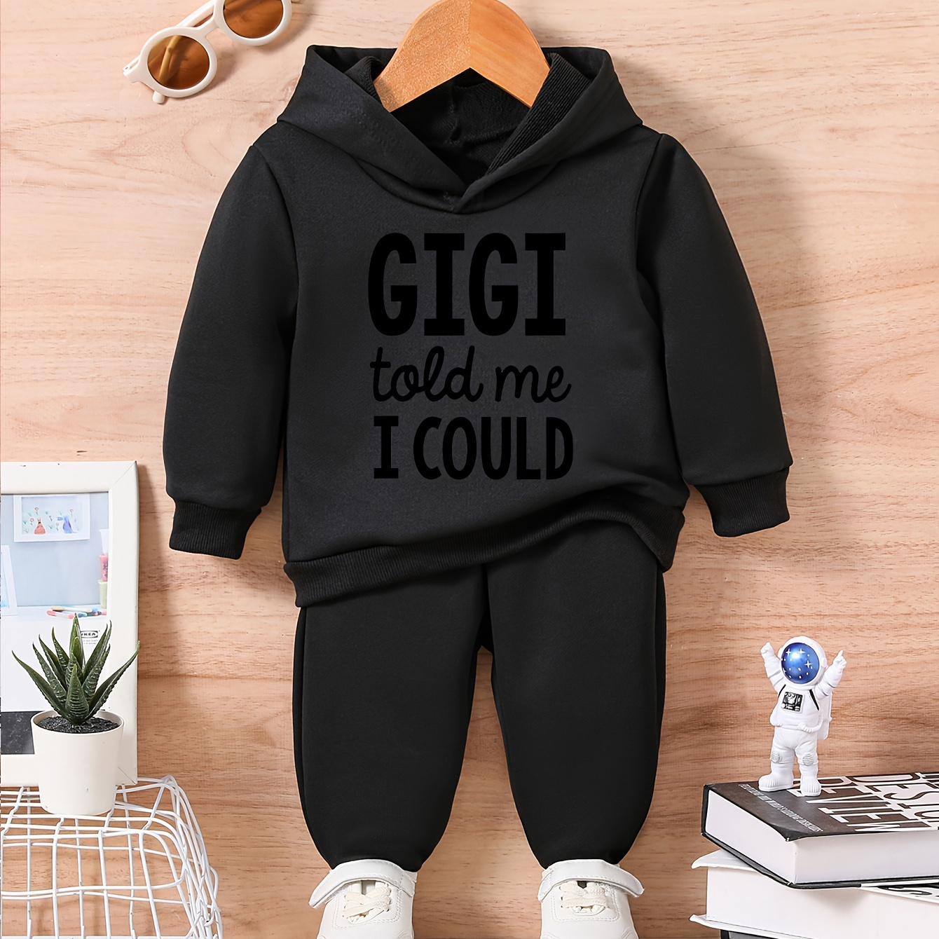 Baby Cute Letter Graphic Sweatshirt Trousers Set Kid's Autumn And Winter Clothes - GIGI TOLD ME I COULD