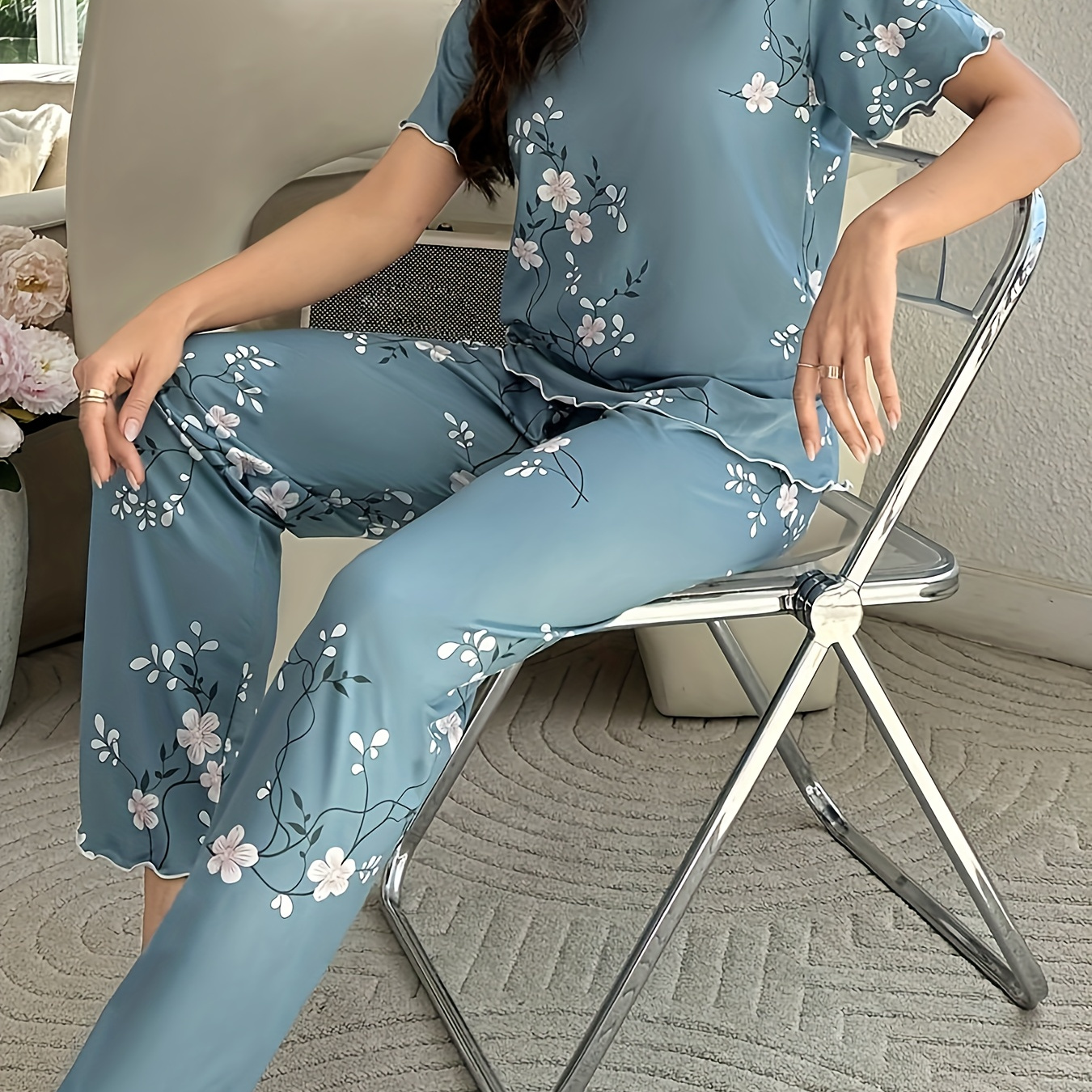 

Floral Print Frill Trim Pajama Set, Casual Short Sleeve Round Neck Top & Elastic Pants, Women's Sleepwear