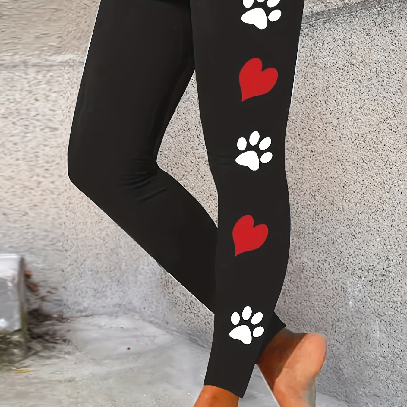 

Women's Stretchy Black Leggings With Heart And Paw - Comfortable Waist, Casual Casual Attire, Polyester-spandex , Flexible Clothing|cute Animal Design|medium Fabric