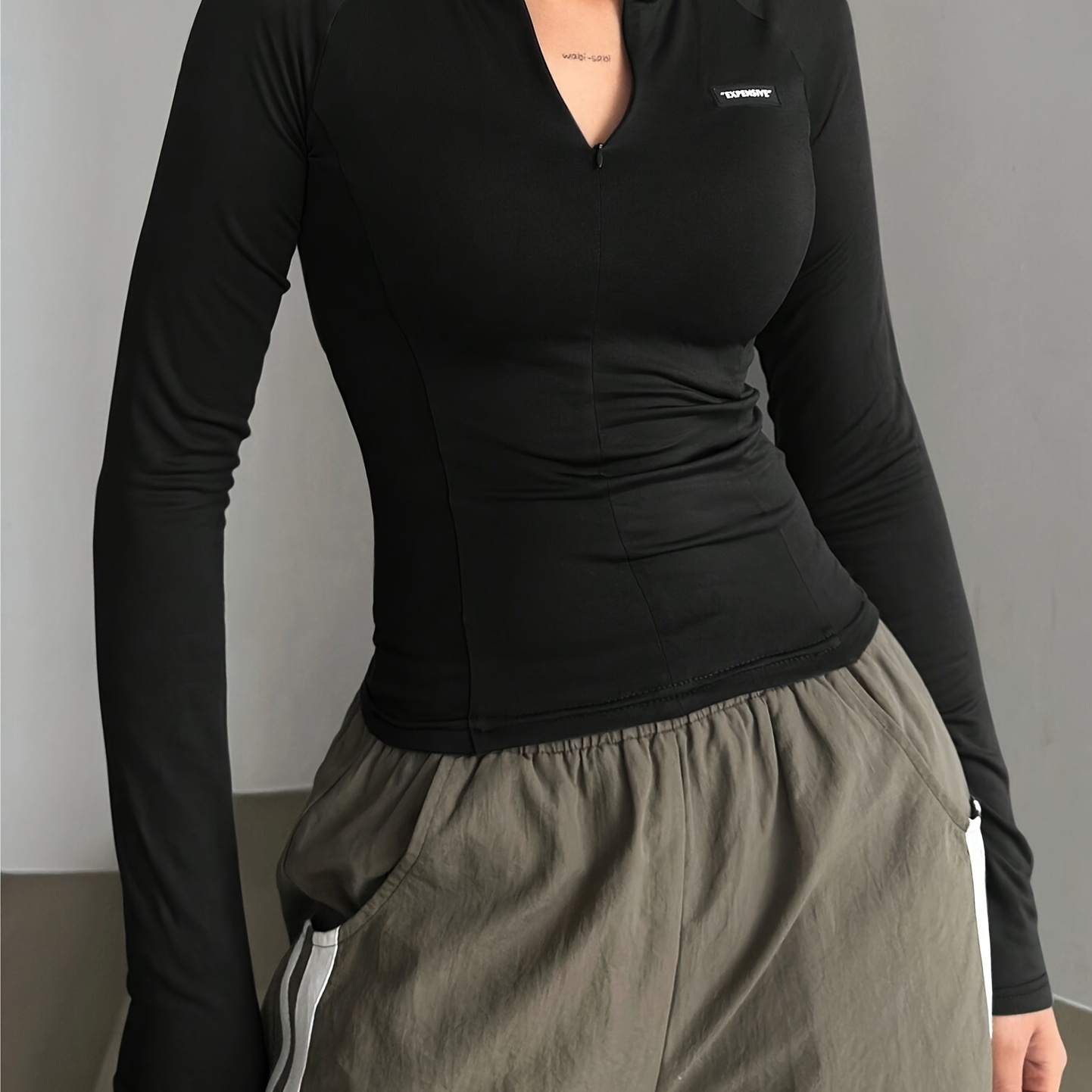 

Solid Color Zipper Slim T-shirt, Casual Long Sleeve T-shirt For Spring & Fall, Women's Clothing