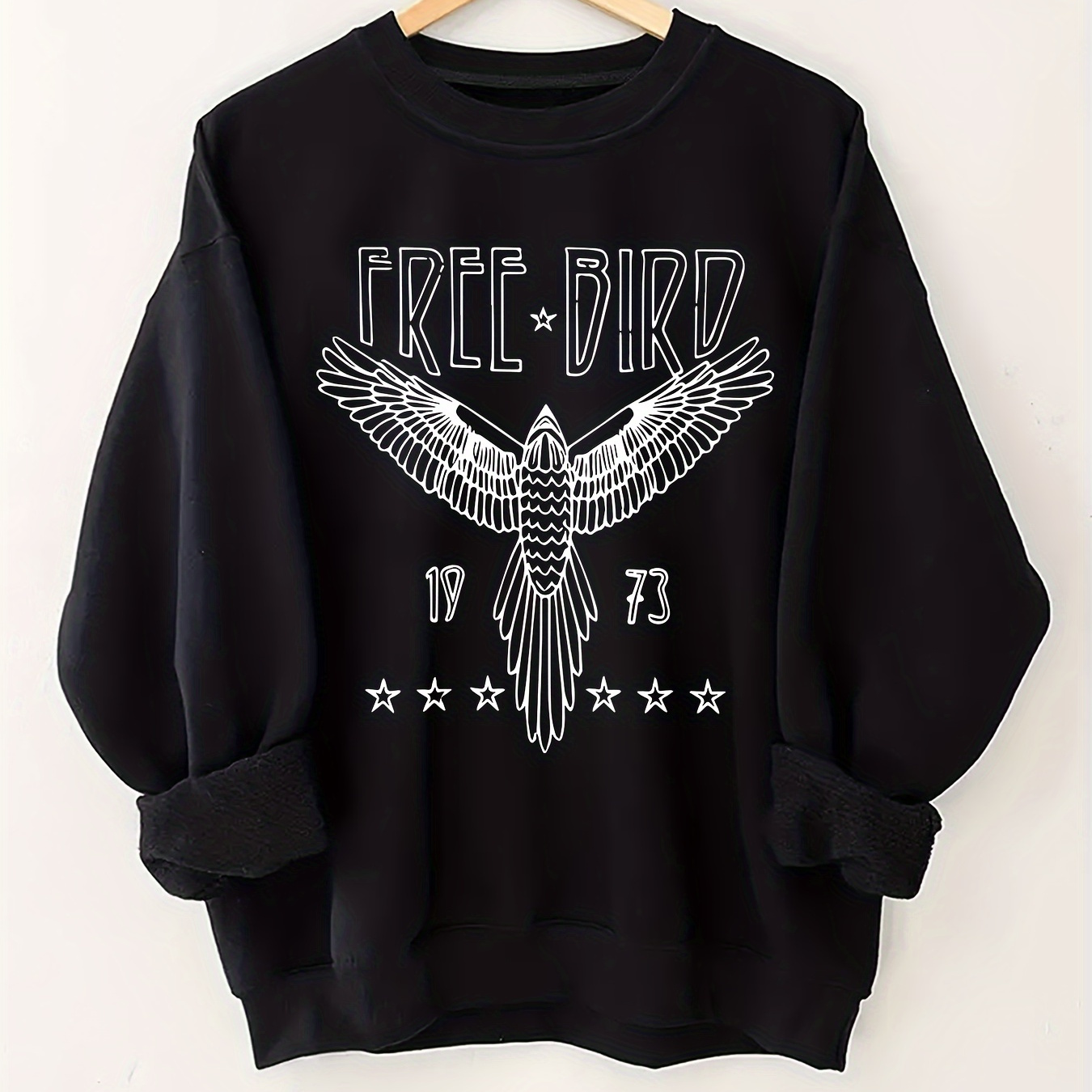 

Plus Size Free Bird Print Sweatshirt, Casual Crew Neck Long Sleeve Pullover Sweatshirt, Women's Plus Size Clothing